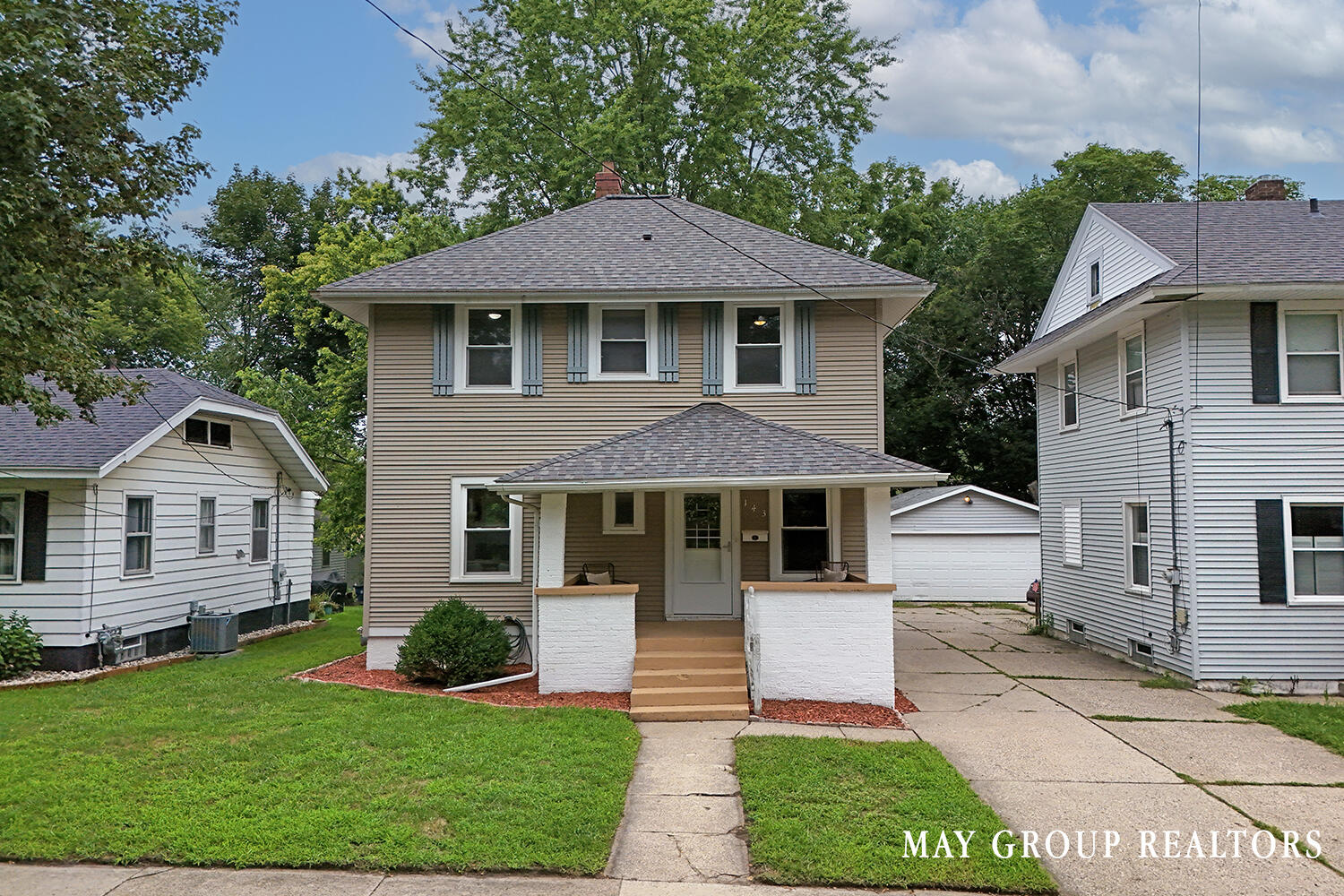 143 Burr Oak Street NE Grand Rapids MI 49505