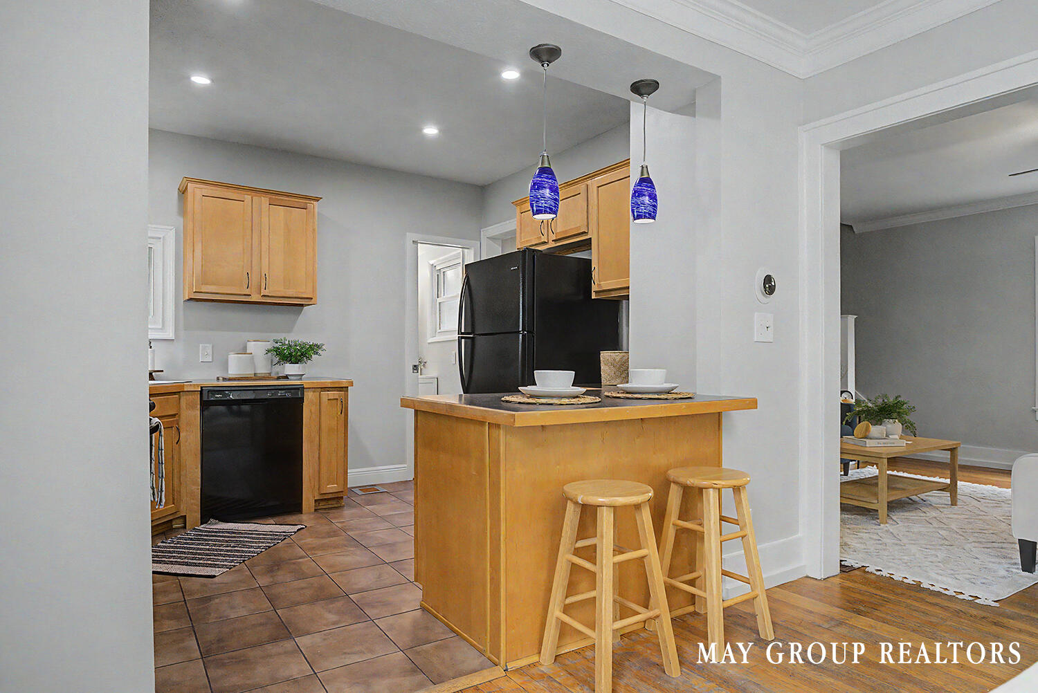 143 Burr Oak Street NE Grand Rapids MI 49505