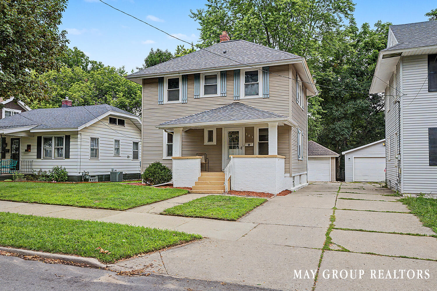 143 Burr Oak Street NE Grand Rapids MI 49505