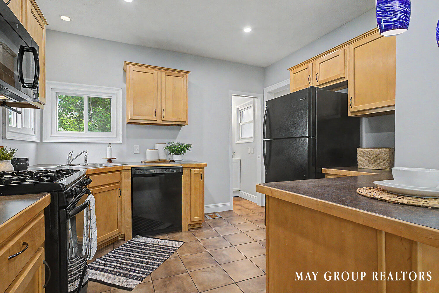 143 Burr Oak Street NE Grand Rapids MI 49505