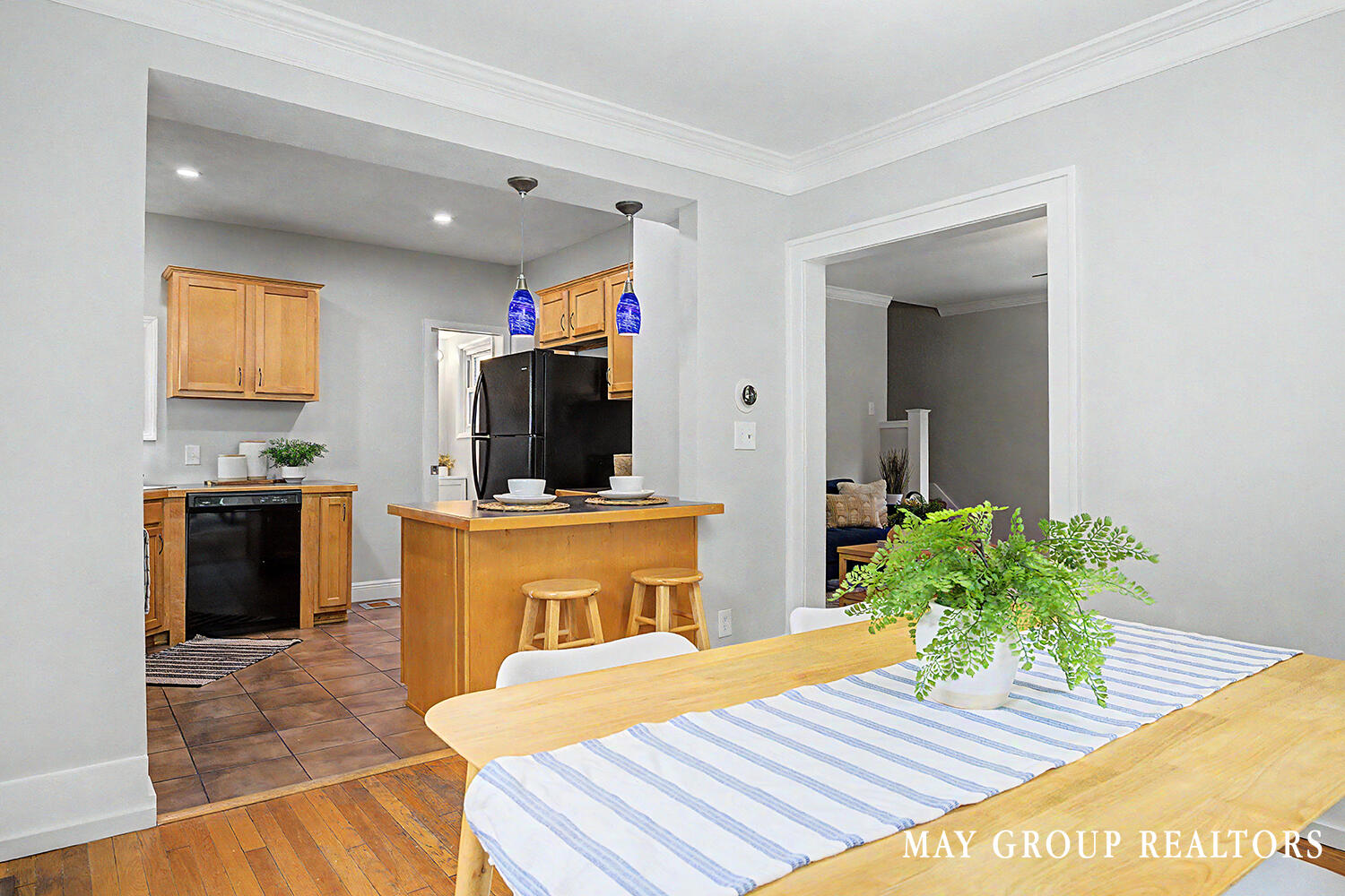143 Burr Oak Street NE Grand Rapids MI 49505