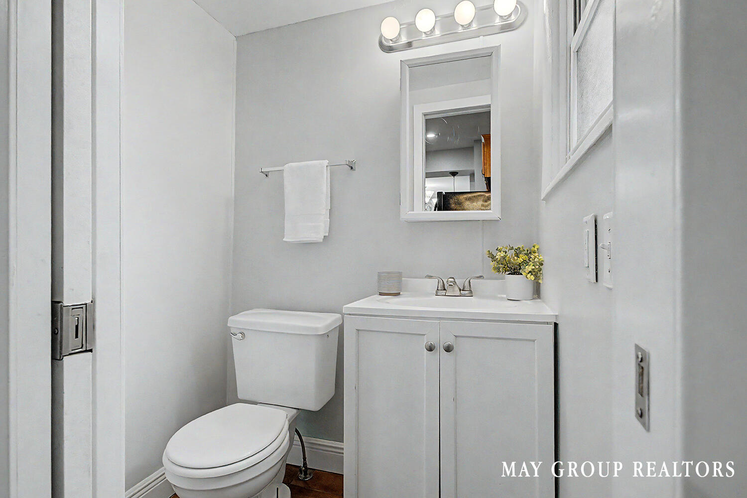 143 Burr Oak Street NE Grand Rapids MI 49505
