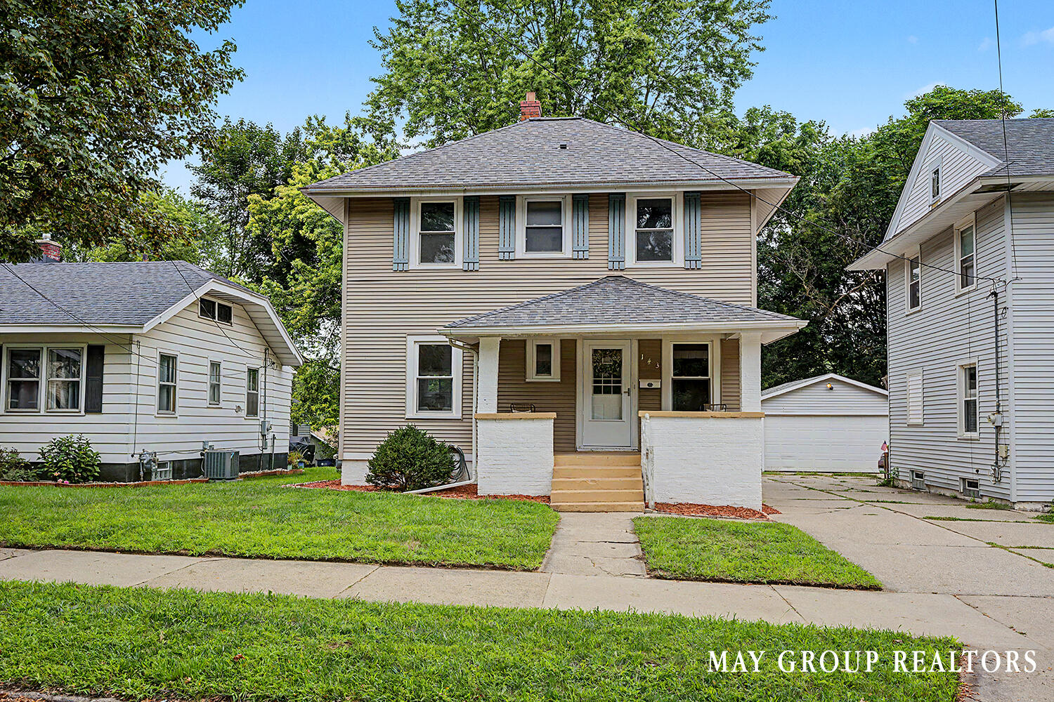 143 Burr Oak Street NE Grand Rapids MI 49505