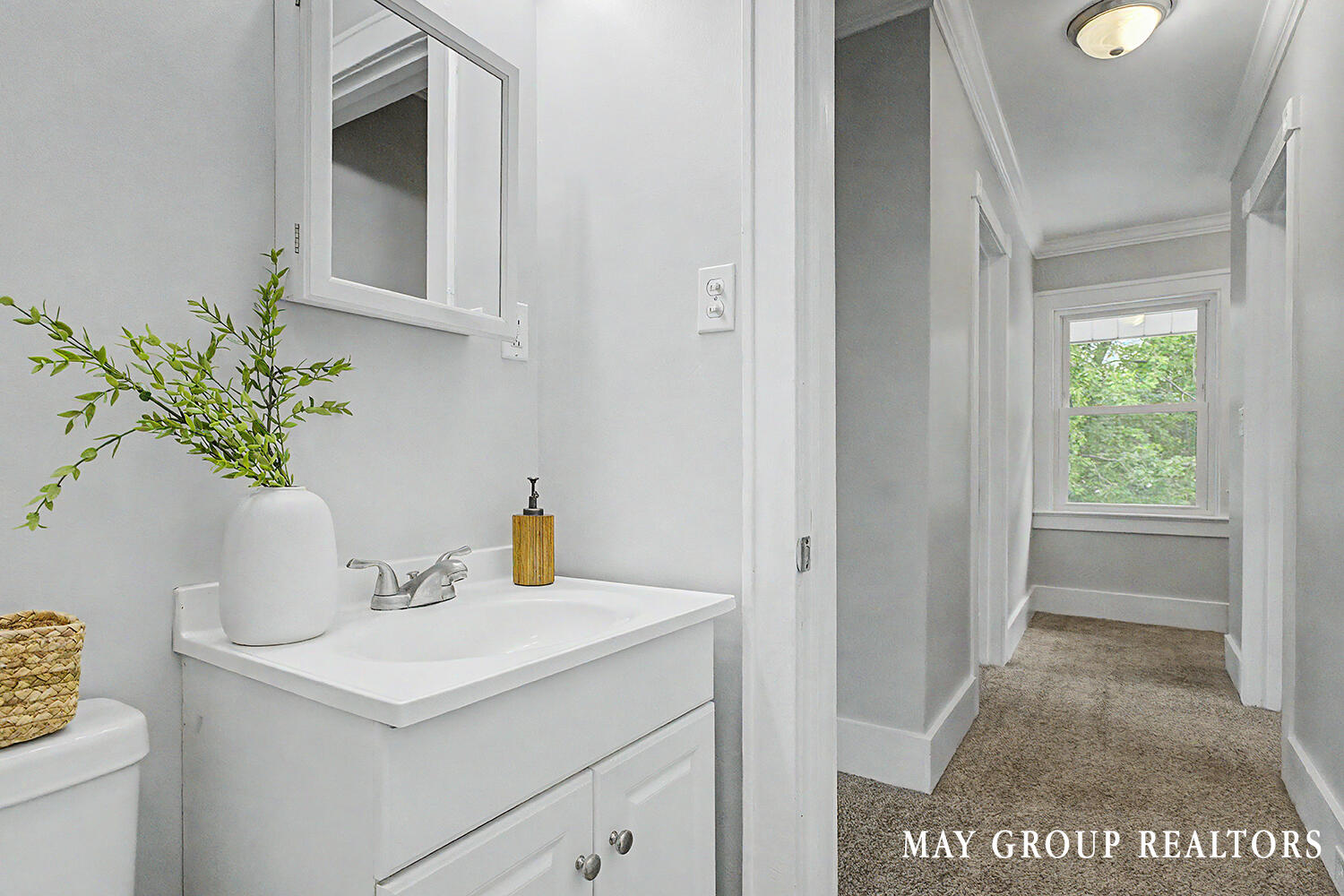143 Burr Oak Street NE Grand Rapids MI 49505