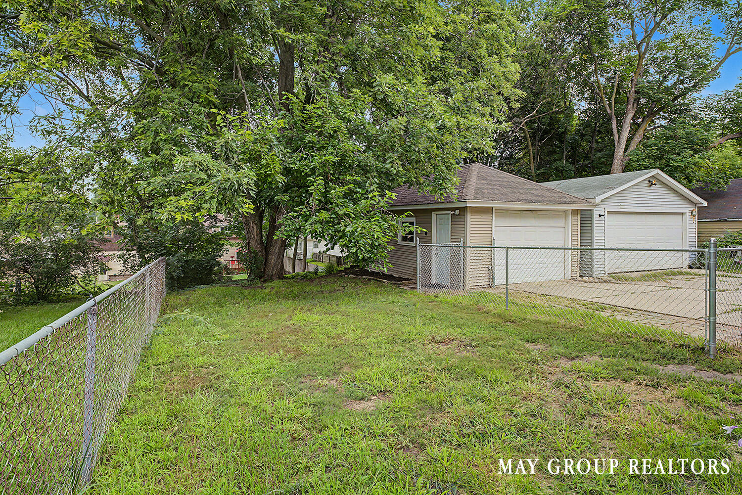 143 Burr Oak Street NE Grand Rapids MI 49505