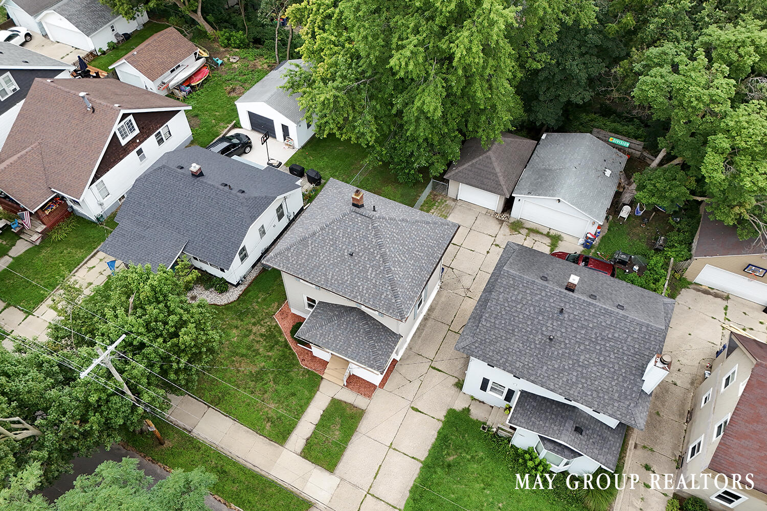 143 Burr Oak Street NE Grand Rapids MI 49505