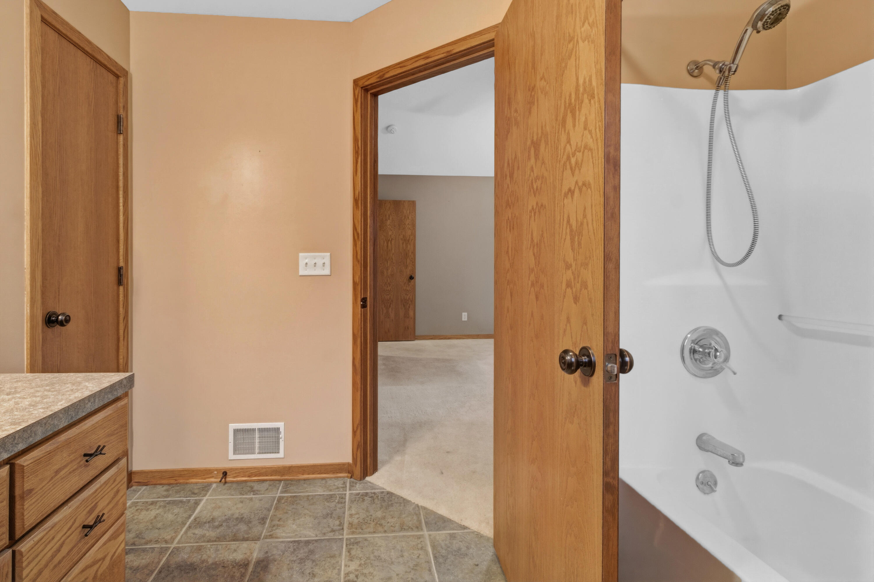 6417 Ototeman Trail Saugatuck MI 49453