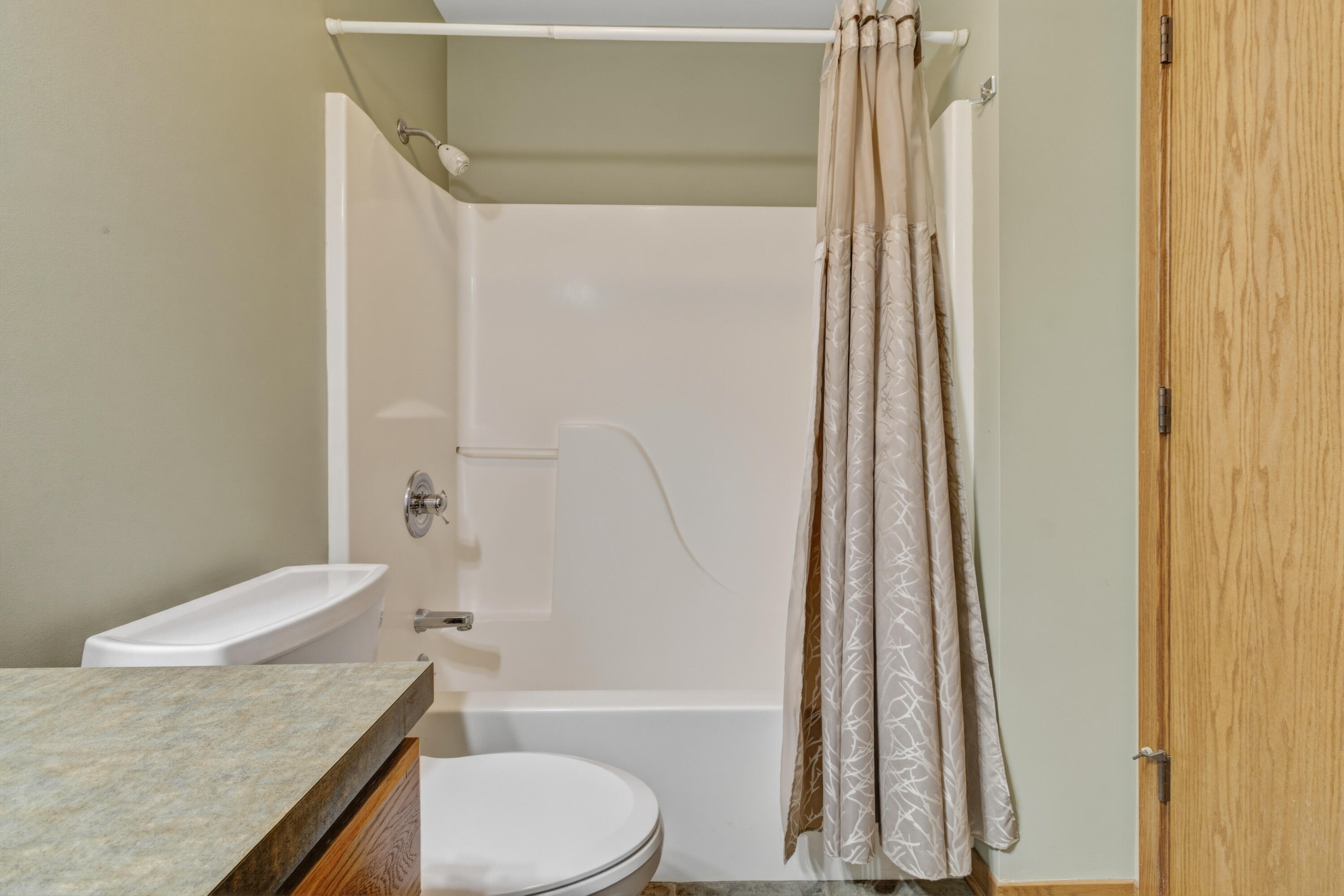 6417 Ototeman Trail Saugatuck MI 49453