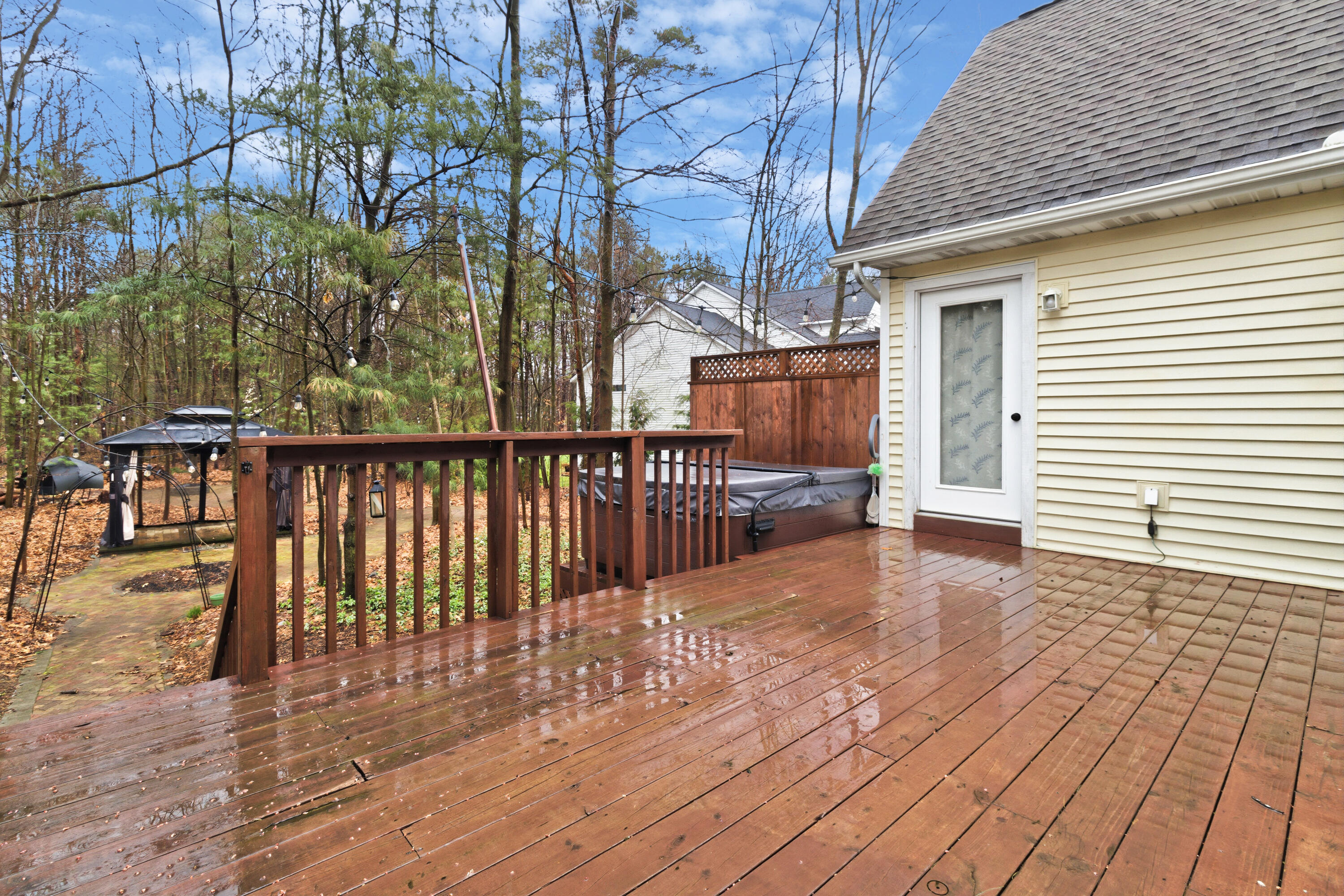 6417 Ototeman Trail Saugatuck MI 49453