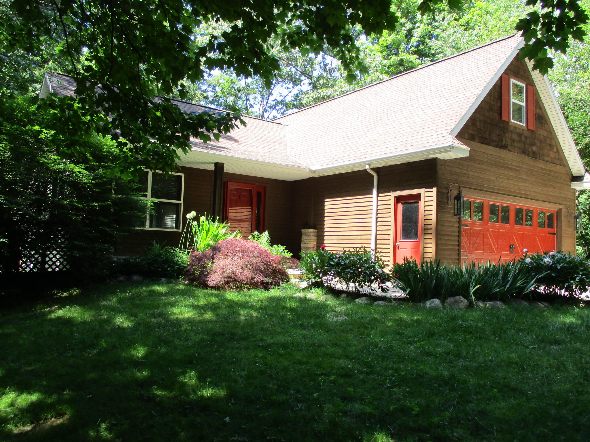 6417 Ototeman Trail Saugatuck MI 49453