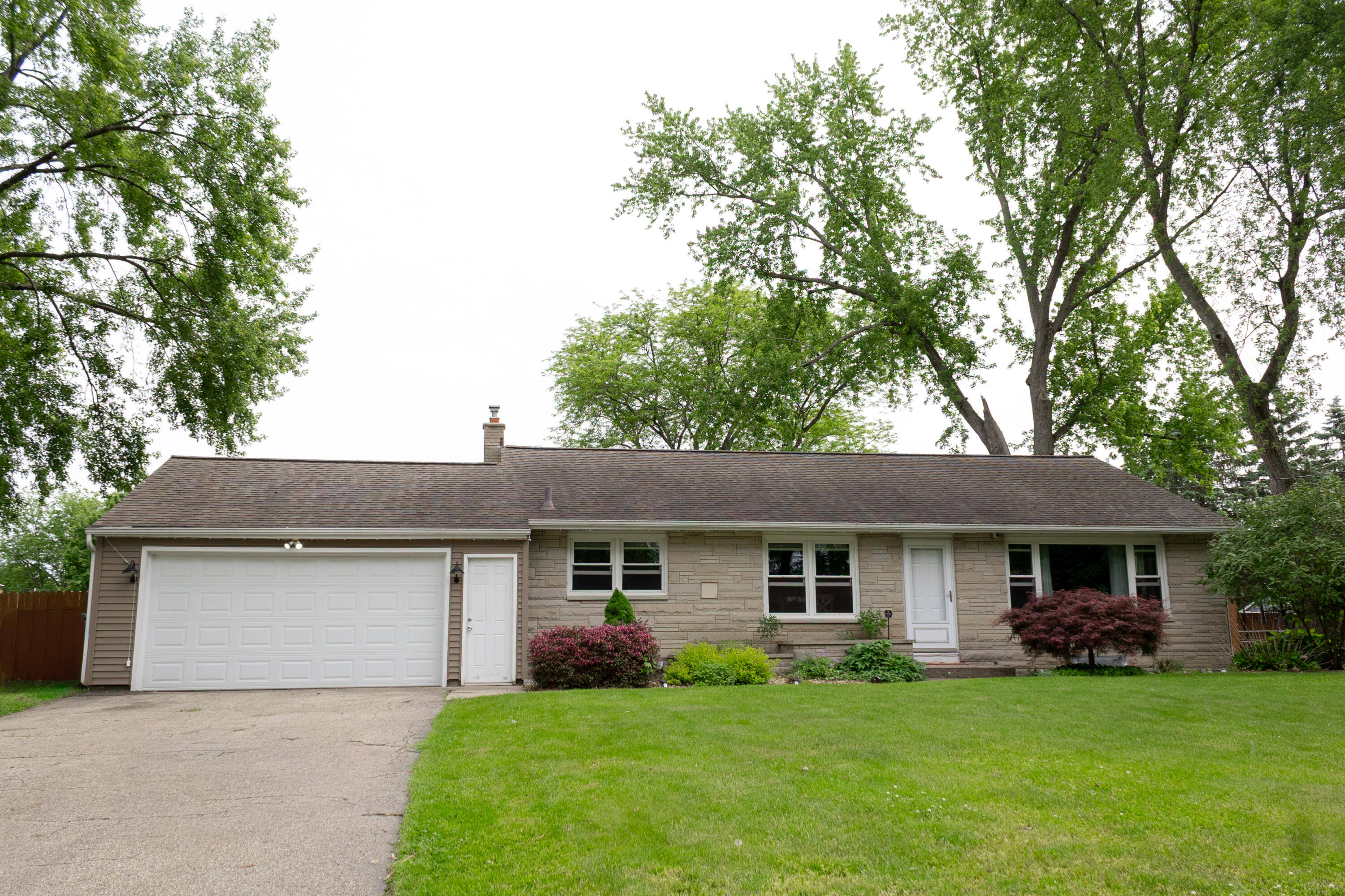 216 Larkspur Avenue Portage MI 49002