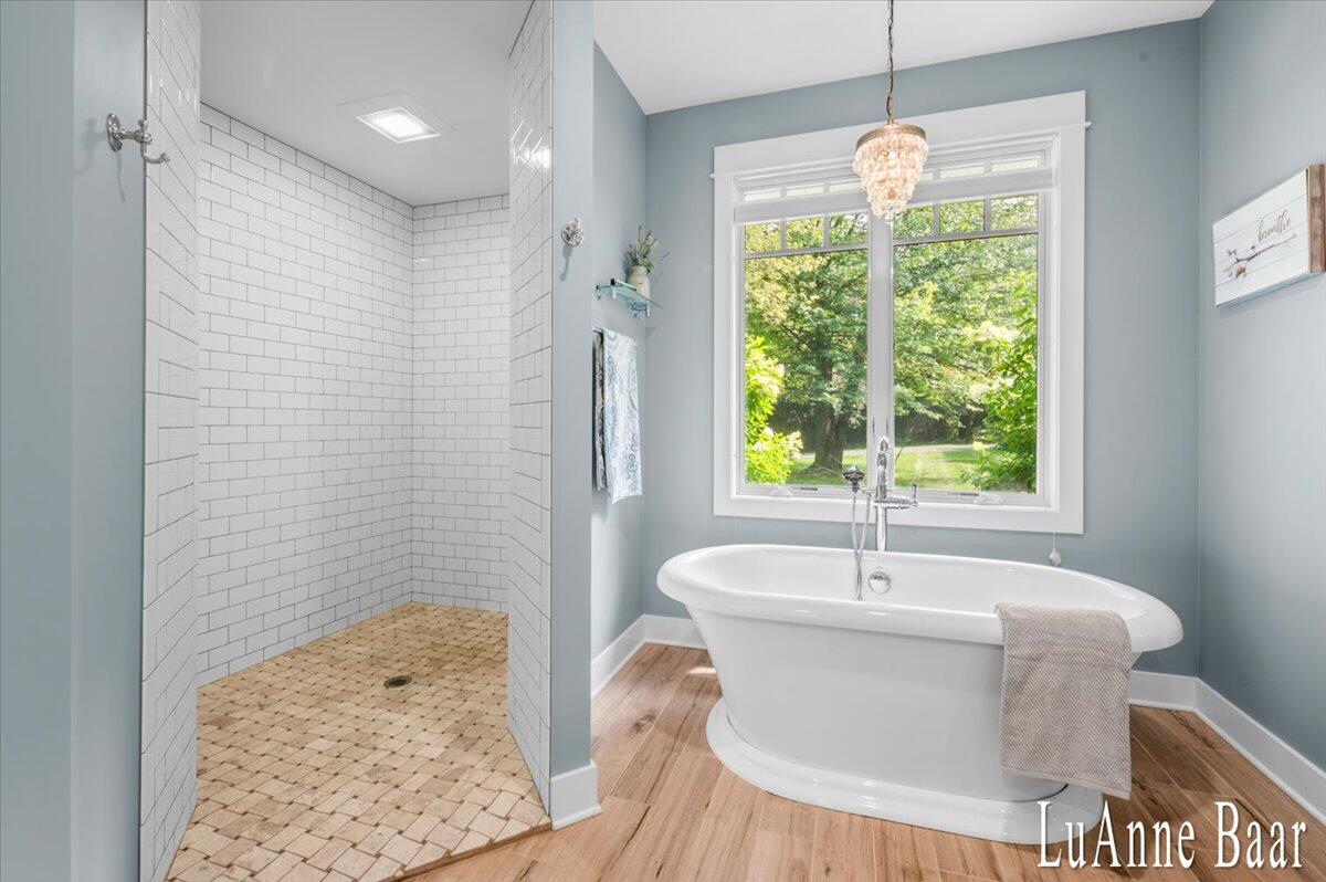 6027 9 Mile Road NE Rockford MI 49341