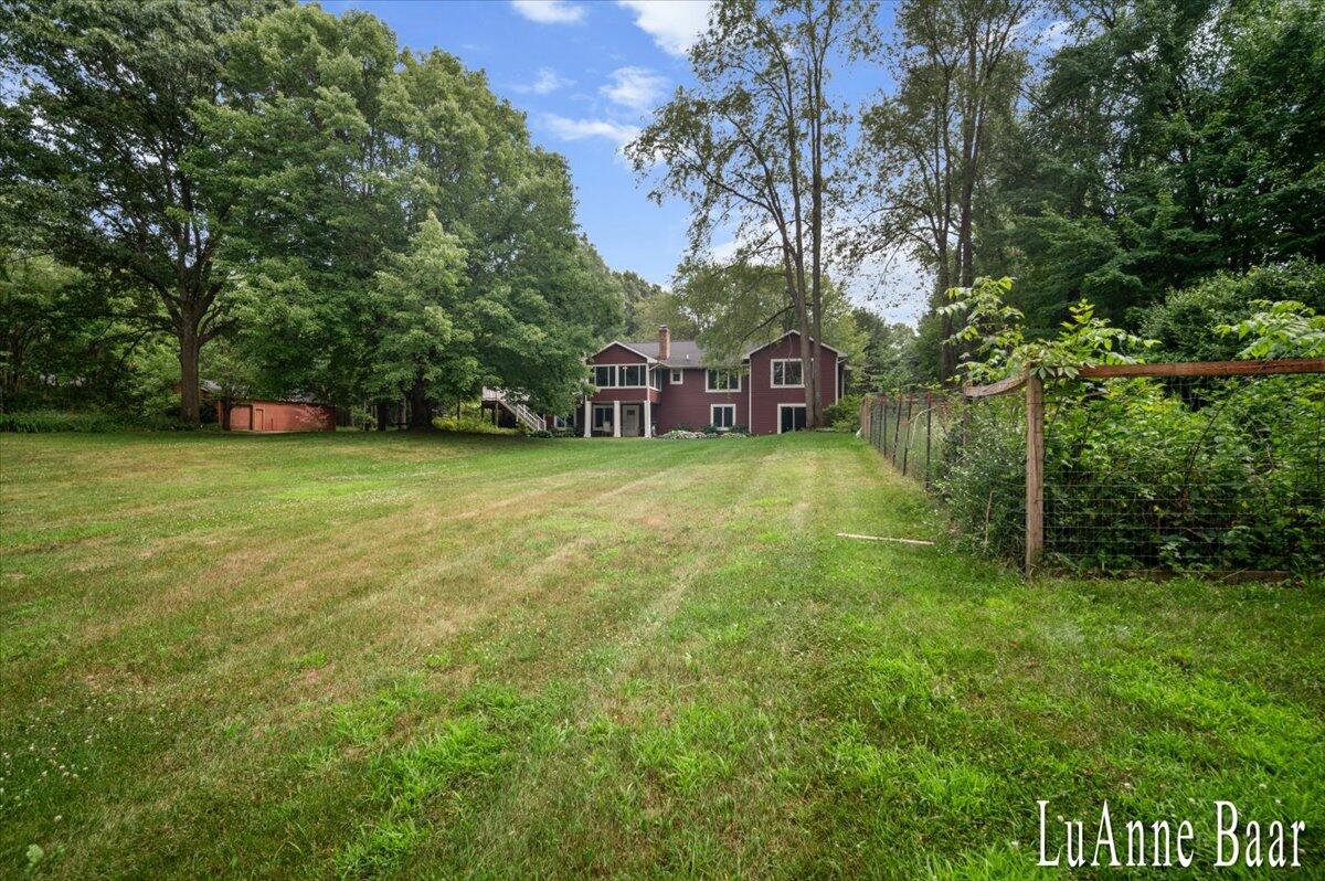 6027 9 Mile Road NE Rockford MI 49341