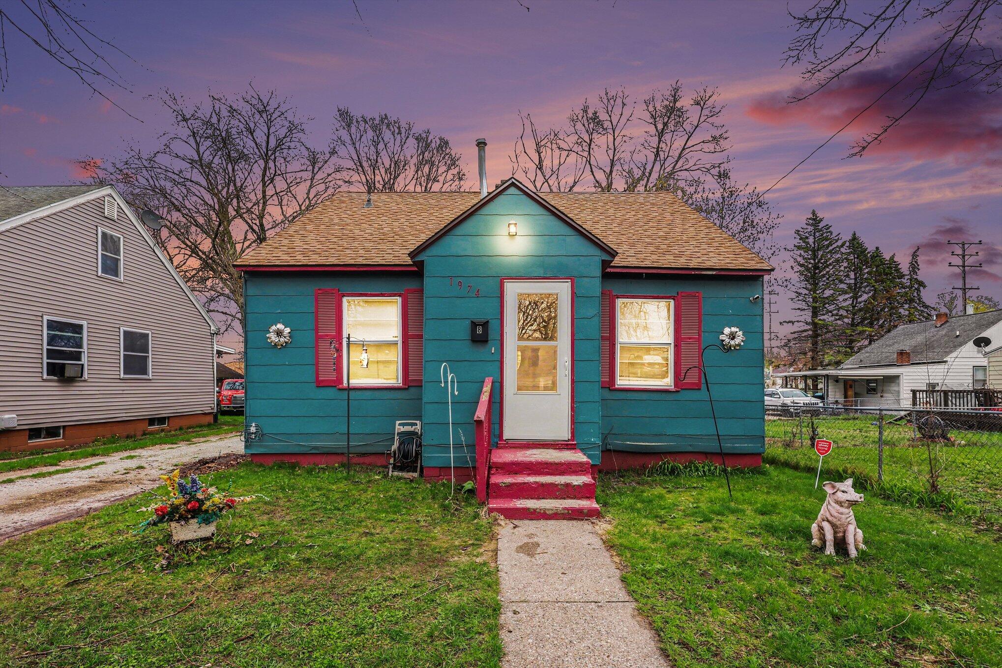 1974 Kinsey Street Muskegon MI 49441