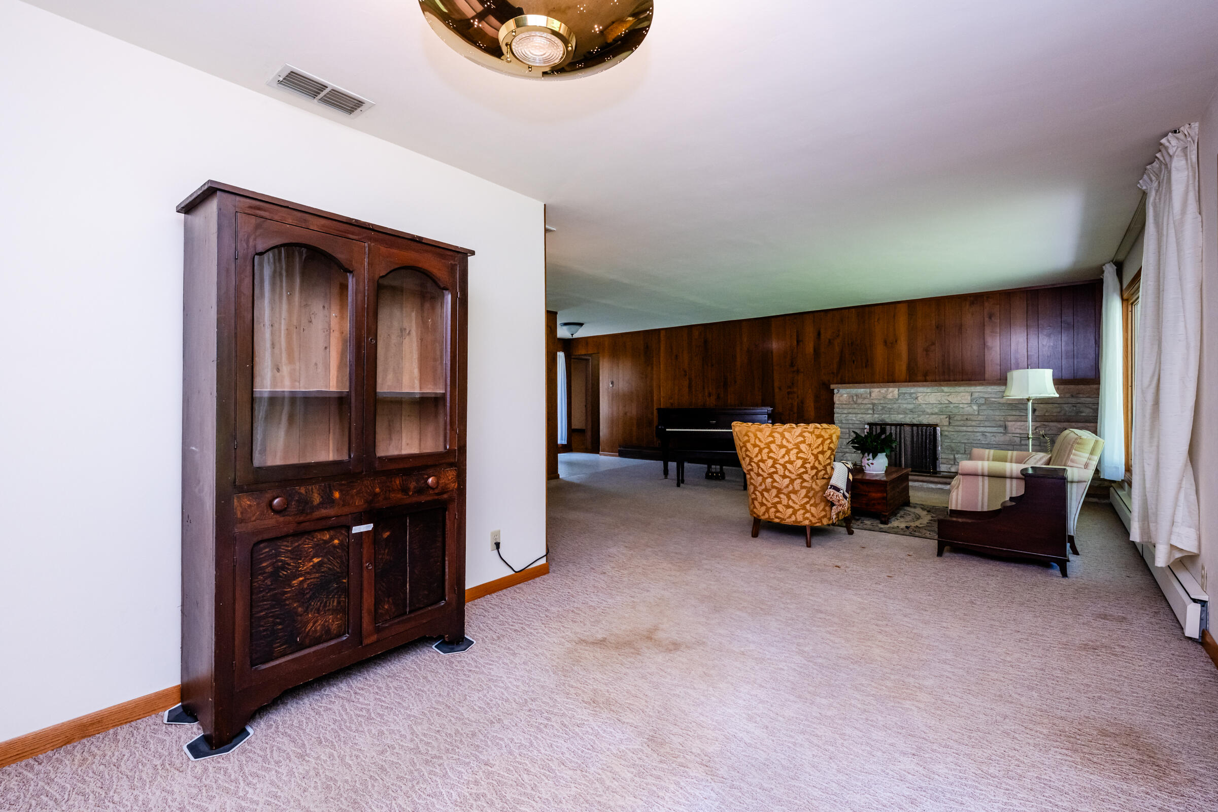 1595 Alex Path Stevensville MI 49127