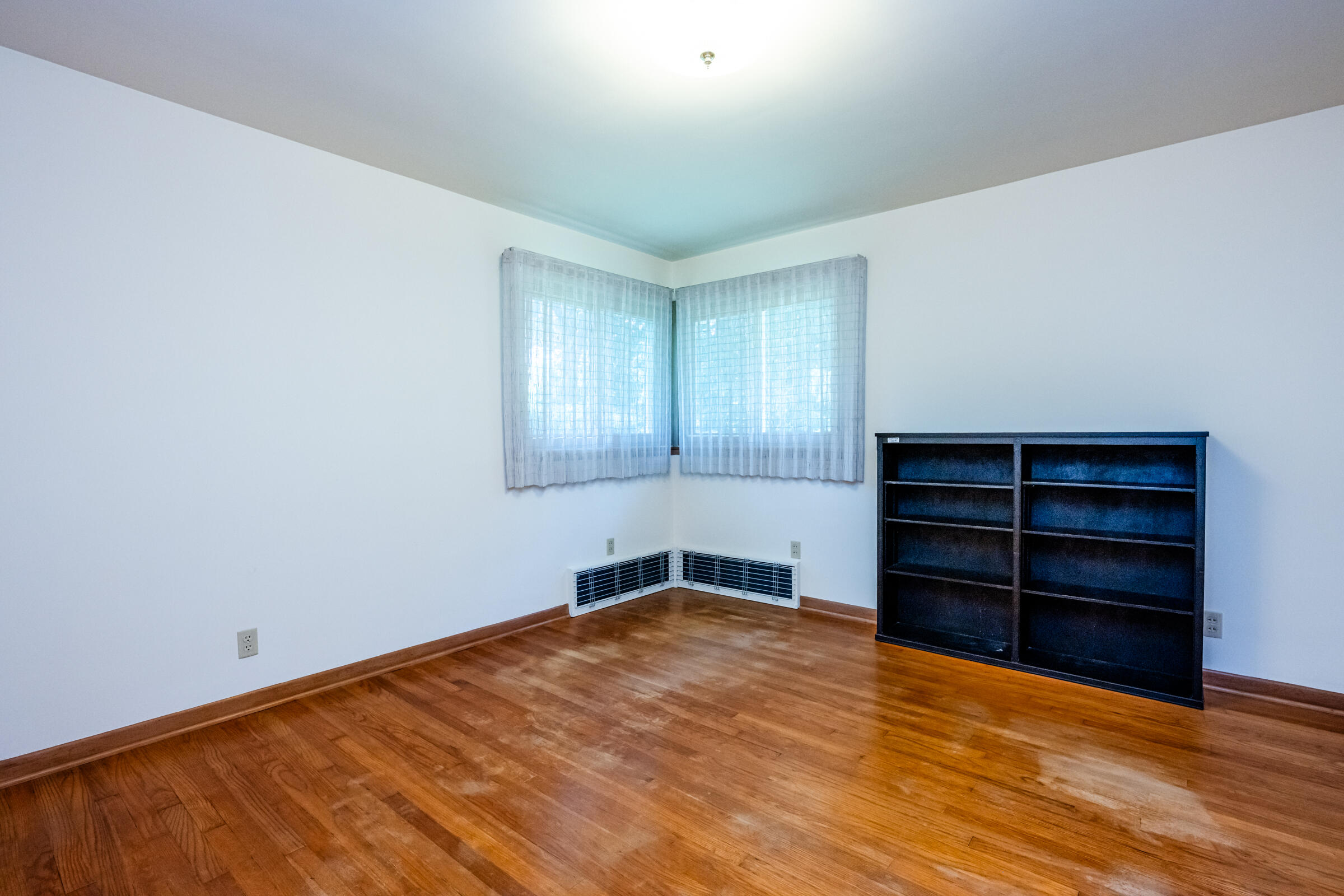 1595 Alex Path Stevensville MI 49127