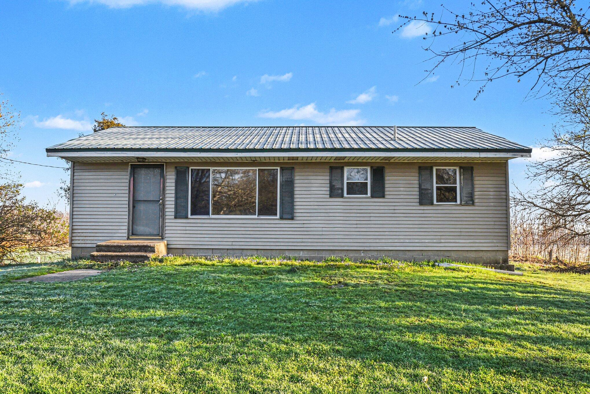 24962 Dewey Lake Street Dowagiac MI 49047