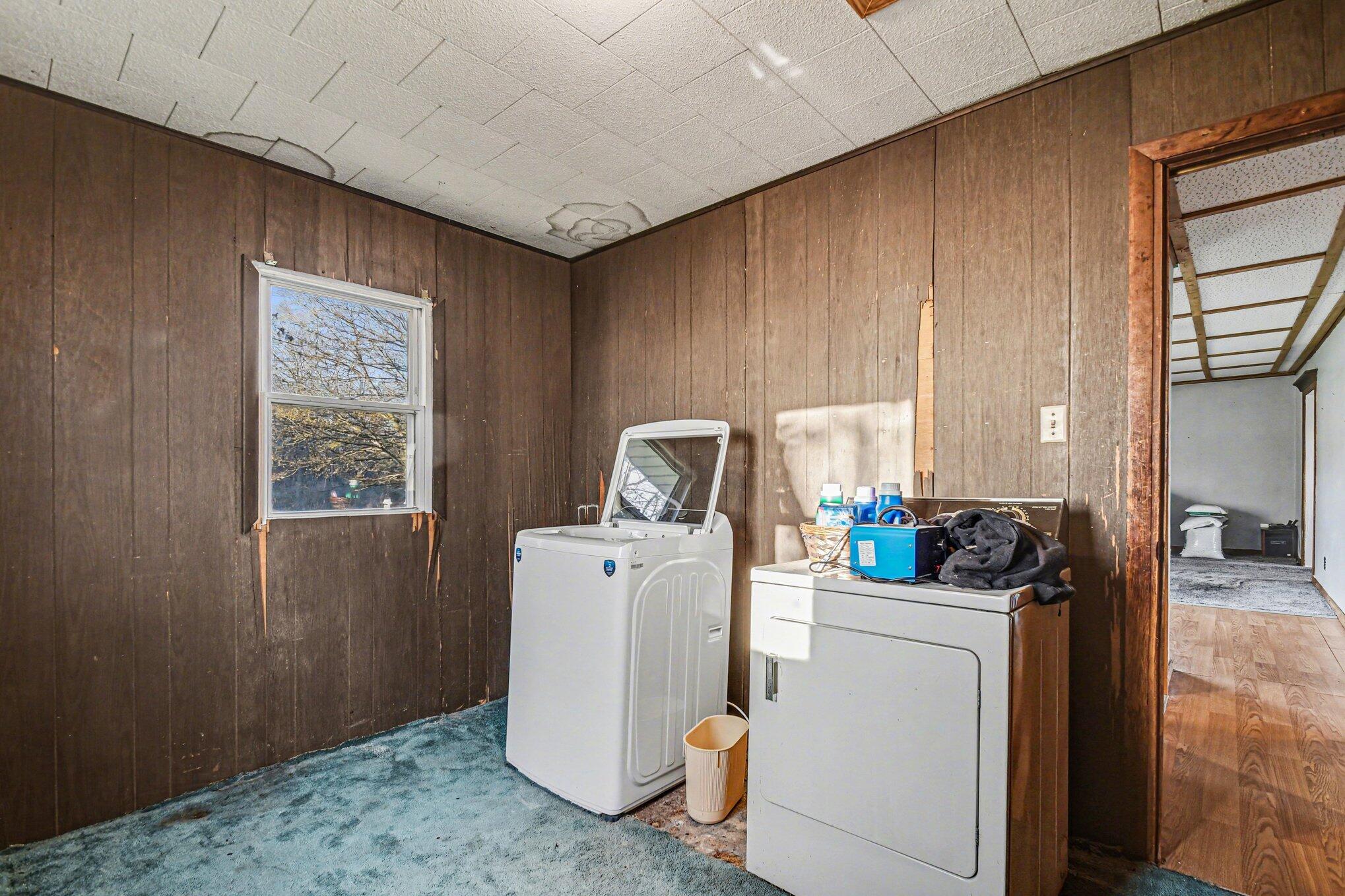 24962 Dewey Lake Street Dowagiac MI 49047