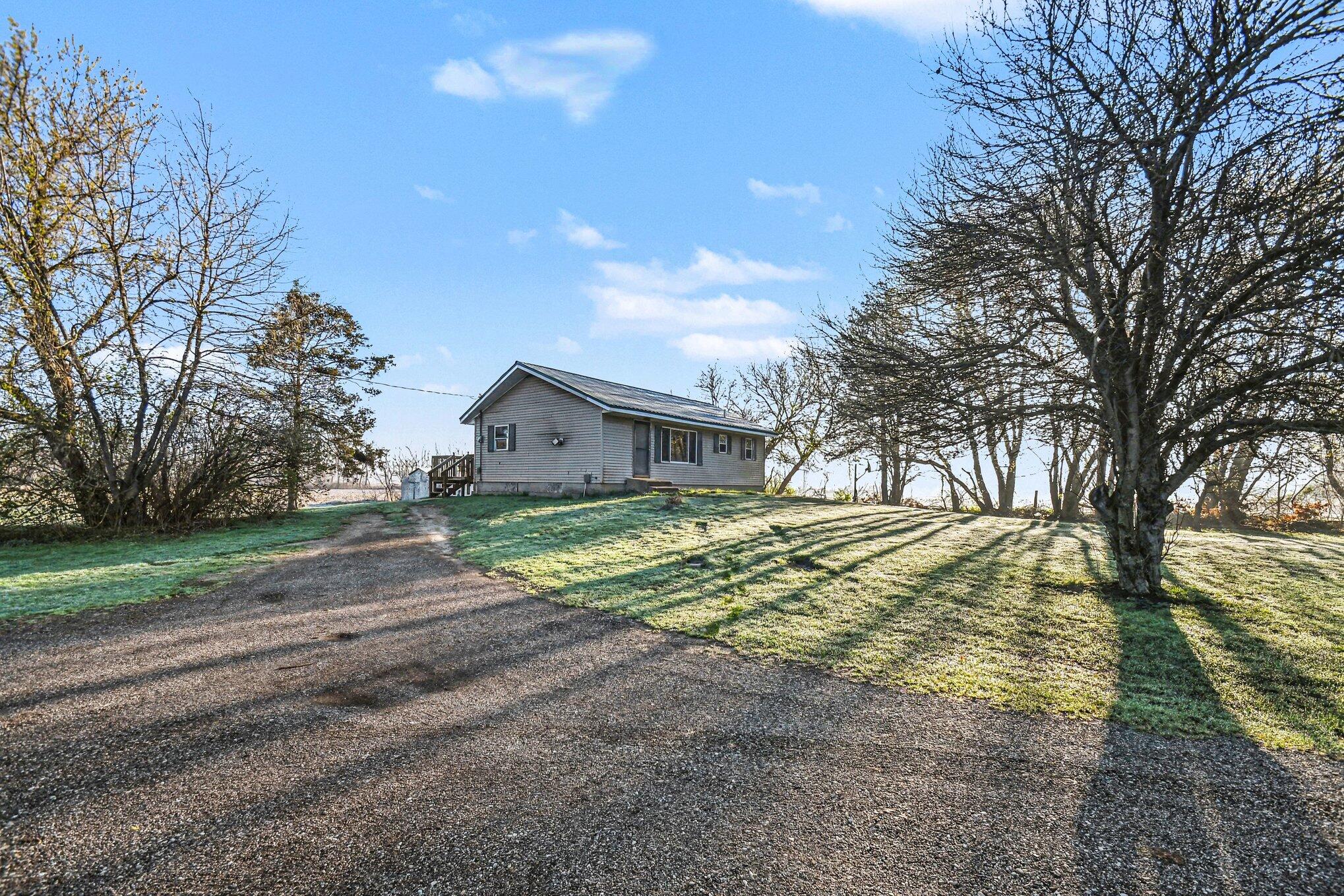 24962 Dewey Lake Street Dowagiac MI 49047