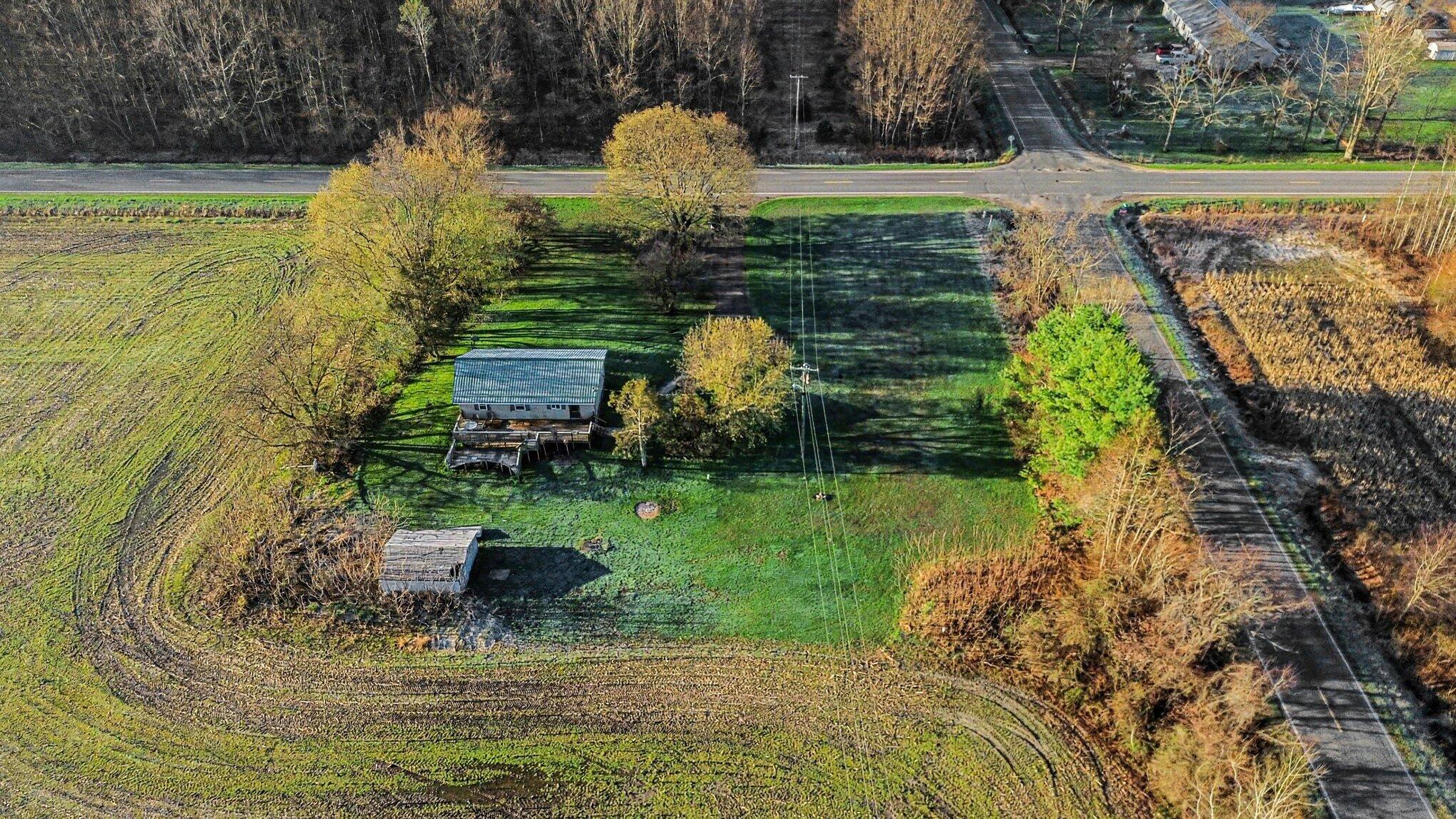 24962 Dewey Lake Street Dowagiac MI 49047