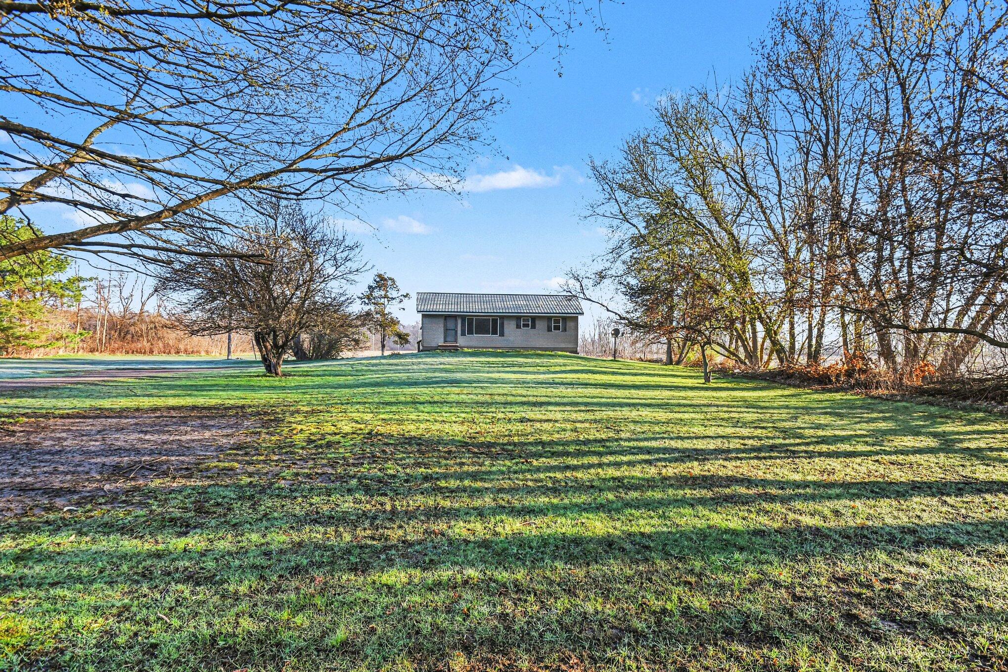 24962 Dewey Lake Street Dowagiac MI 49047