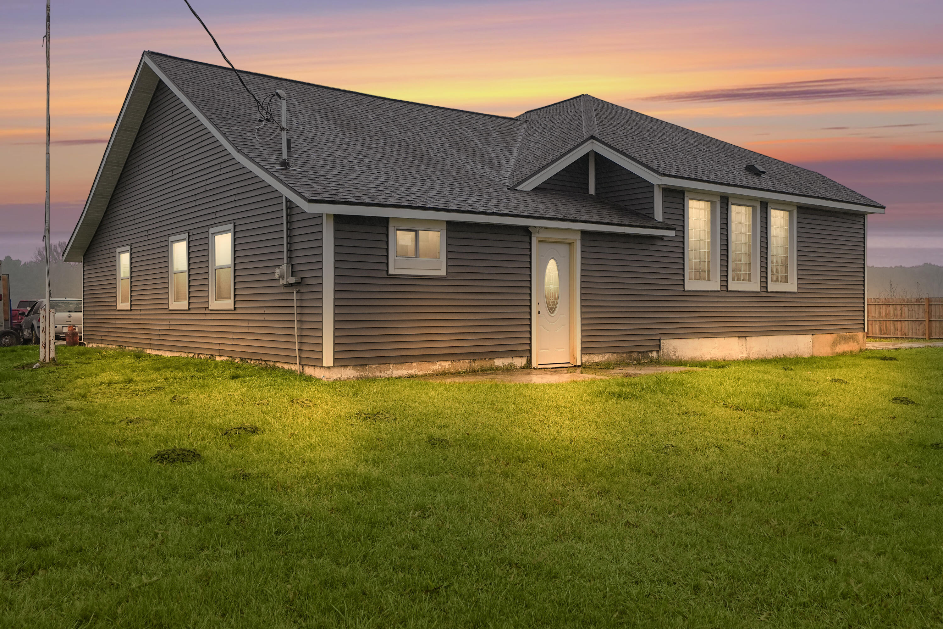 7564 13 Mile Road NE Rockford MI 49341