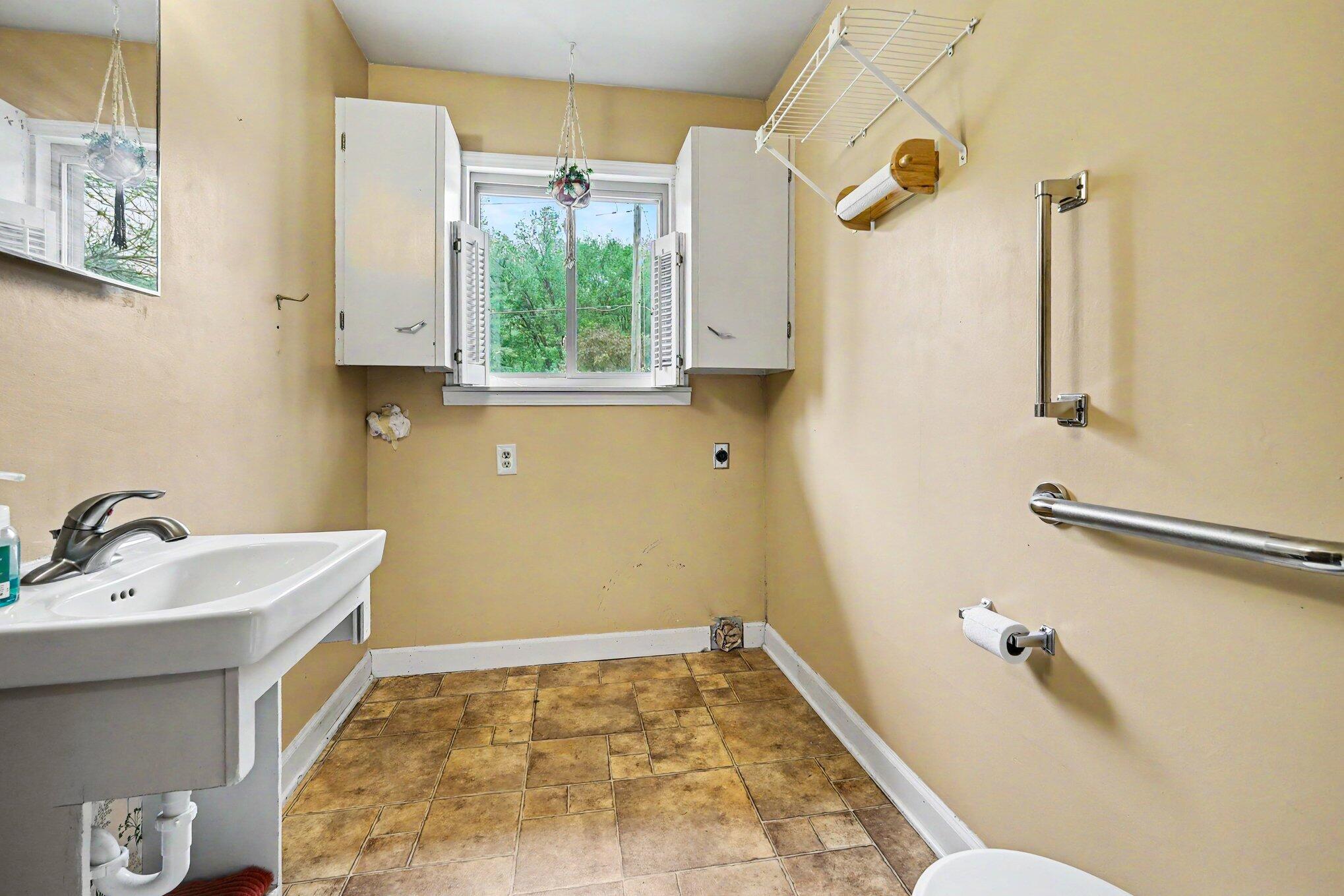4896 Sequoia Drive SE Grand Rapids MI 49512