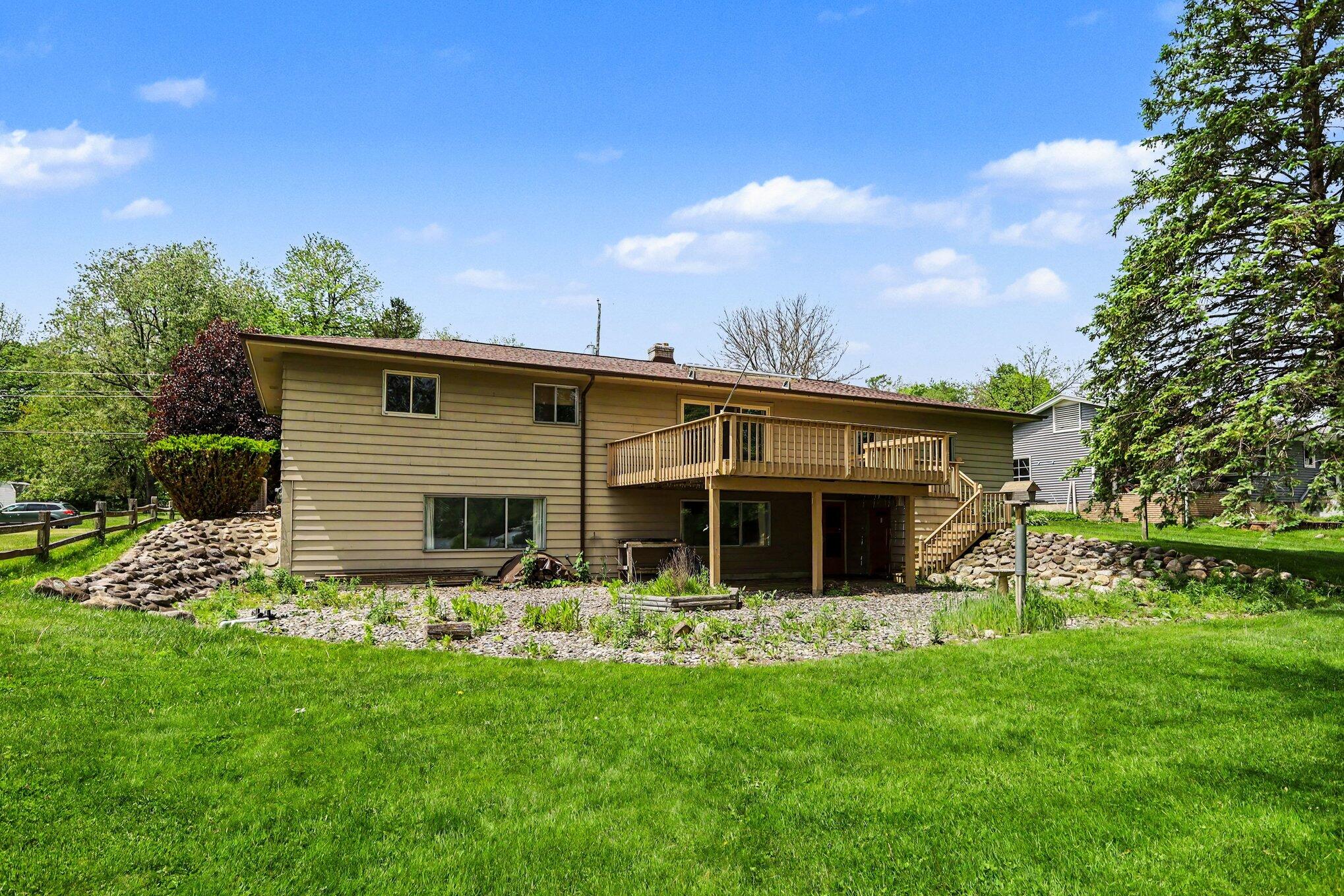 4896 Sequoia Drive SE Grand Rapids MI 49512