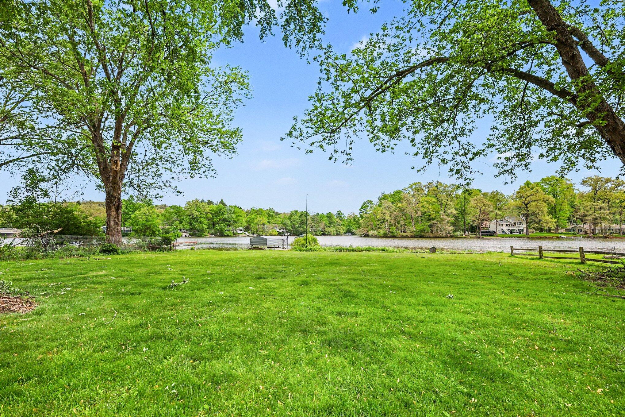 4896 Sequoia Drive SE Grand Rapids MI 49512
