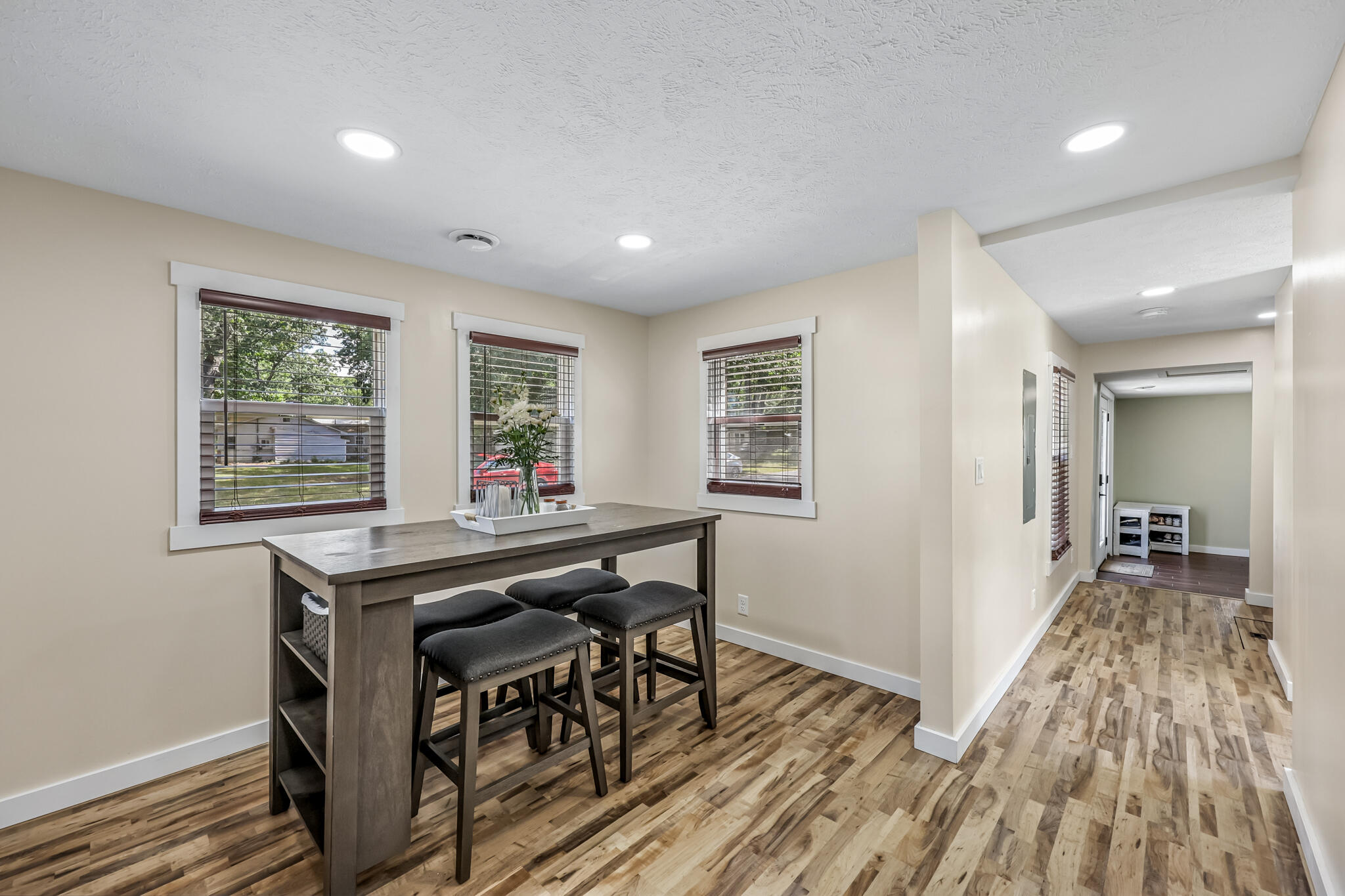 131 Vista Terrace Muskegon MI 49442
