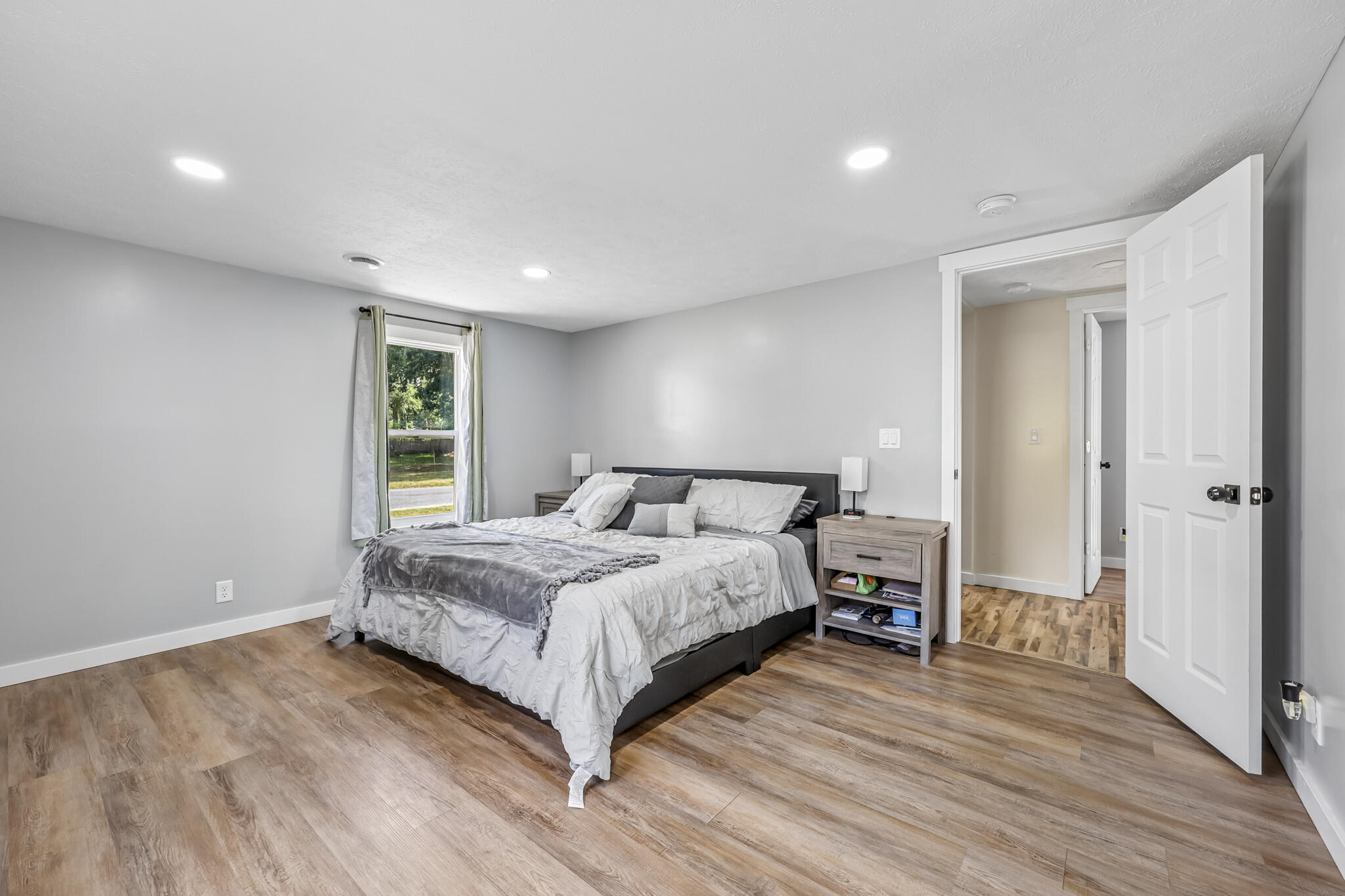 131 Vista Terrace Muskegon MI 49442