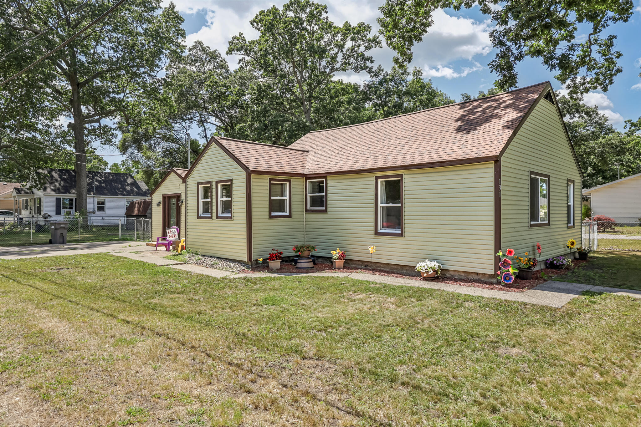 131 Vista Terrace Muskegon MI 49442