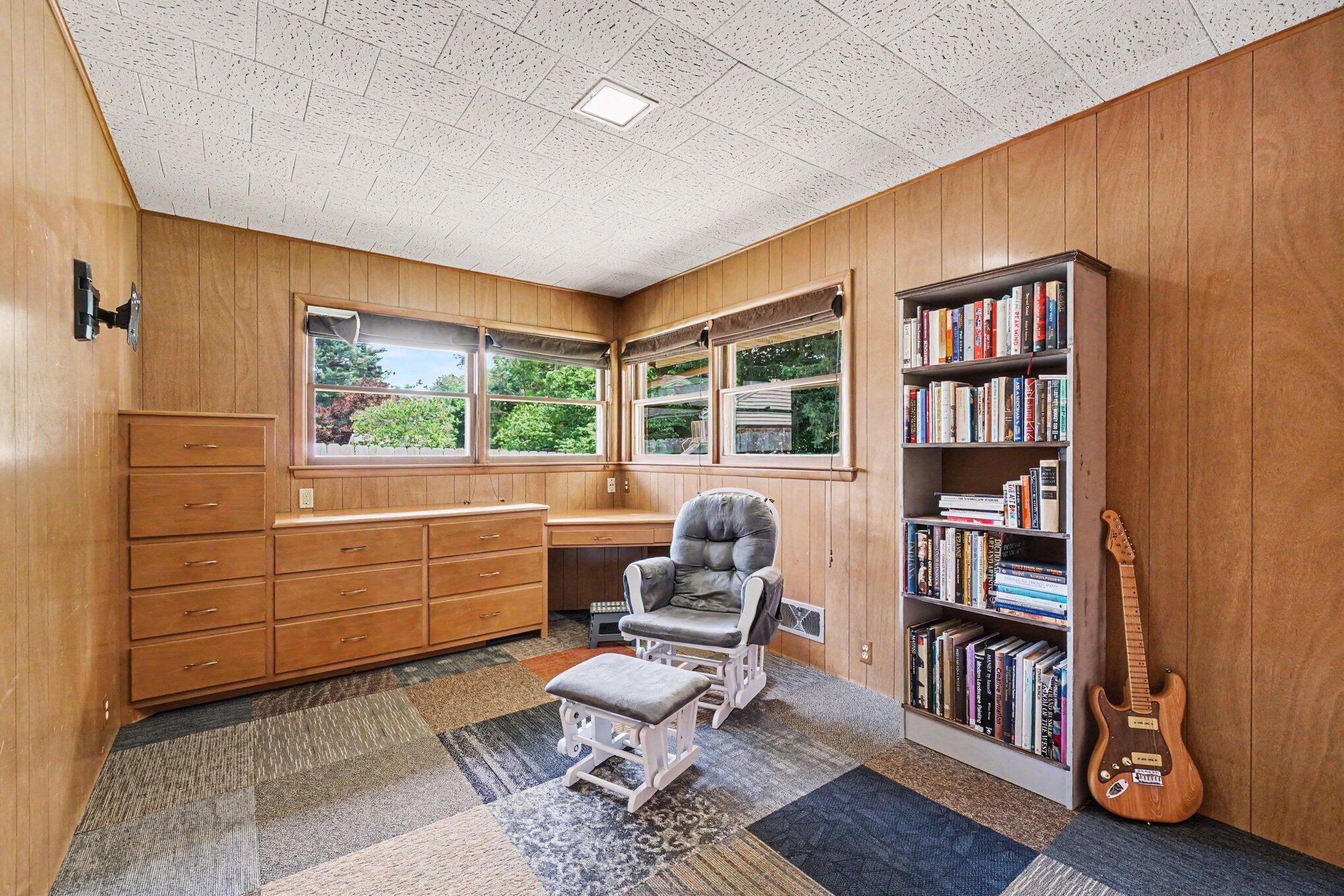 1328 Applecroft Avenue Portage MI 49002