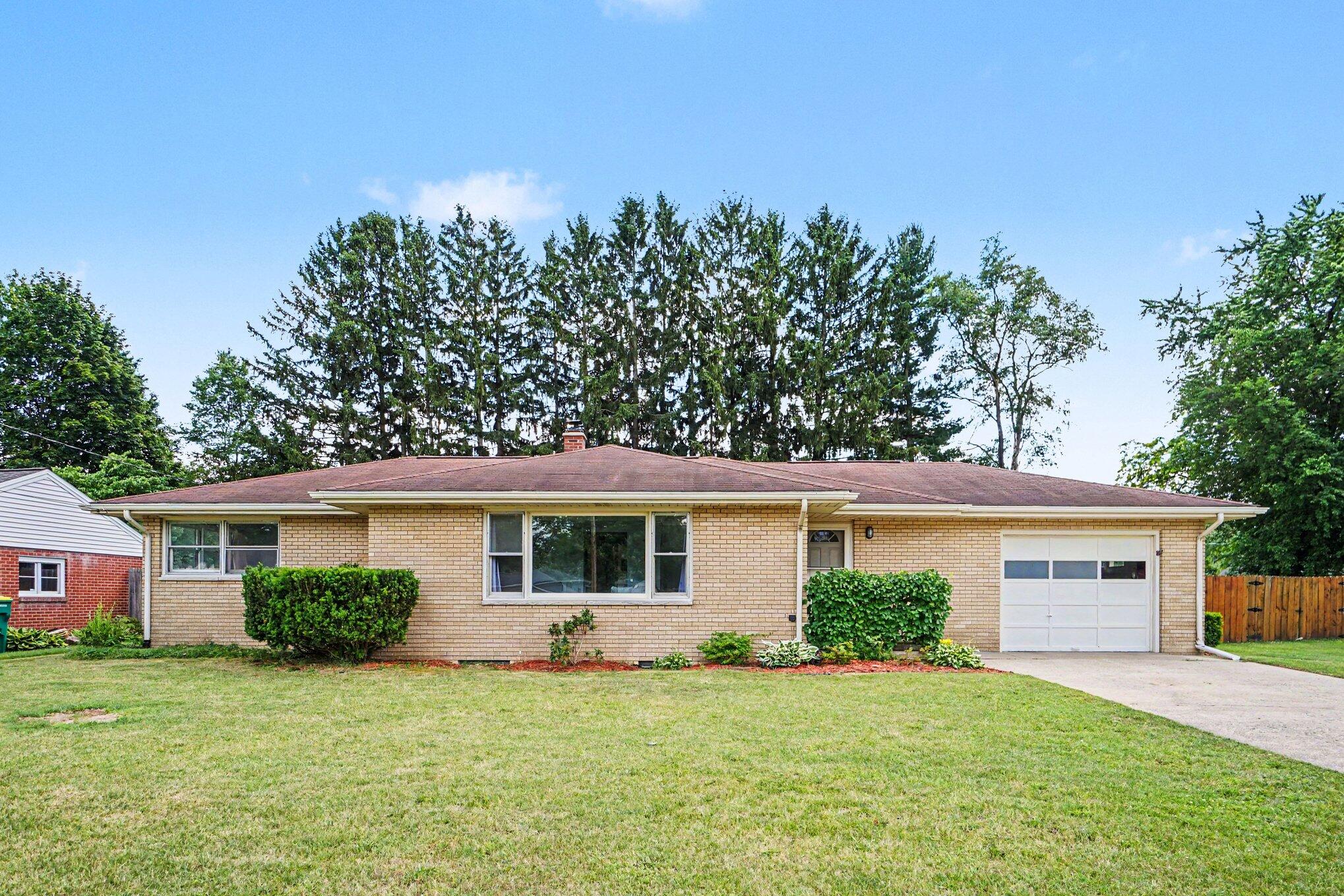 1328 Applecroft Avenue Portage MI 49002