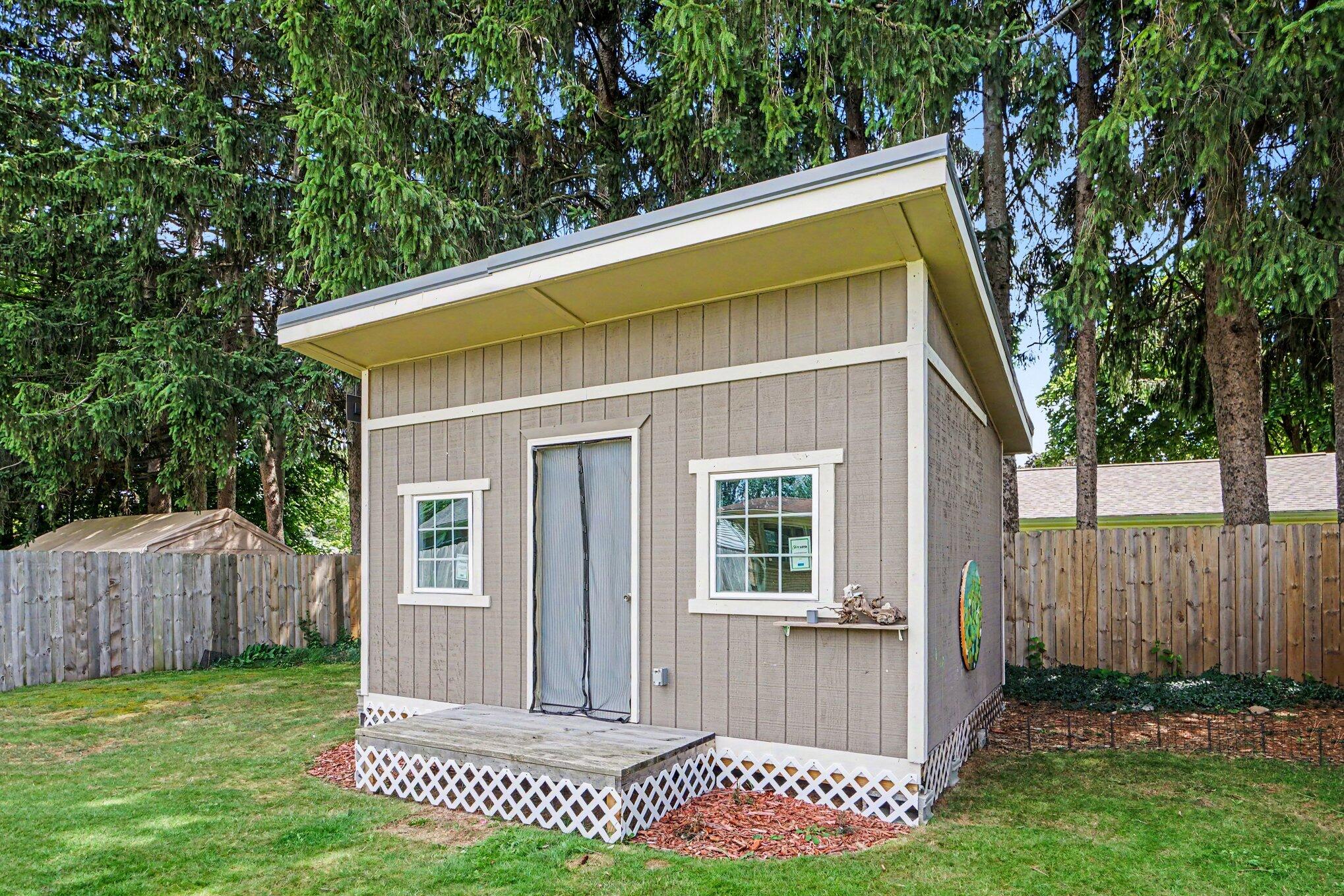 1328 Applecroft Avenue Portage MI 49002