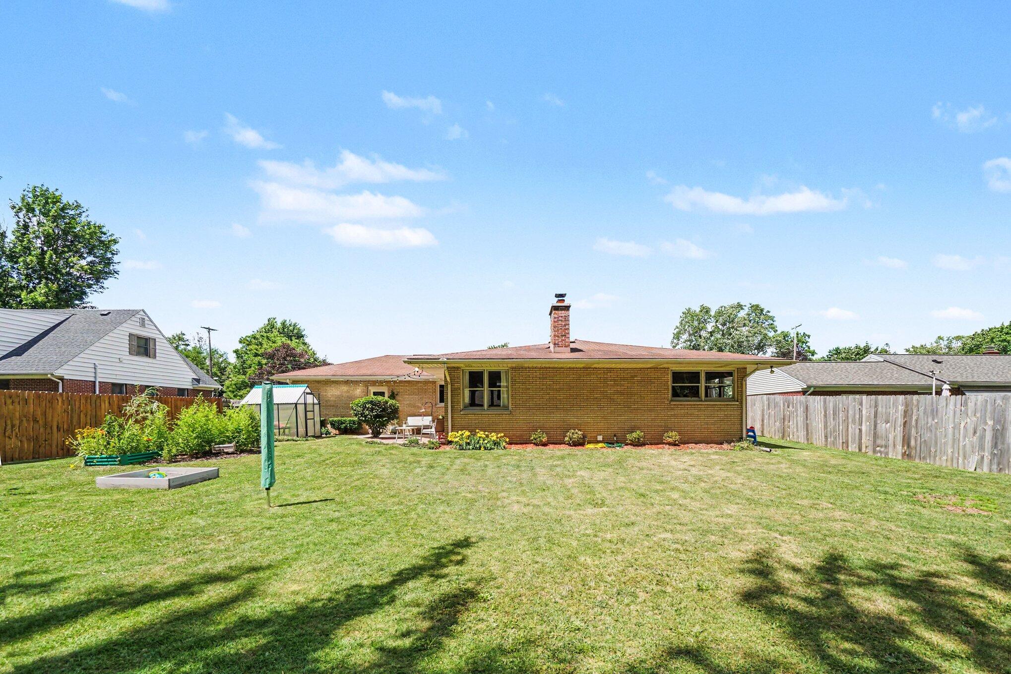 1328 Applecroft Avenue Portage MI 49002