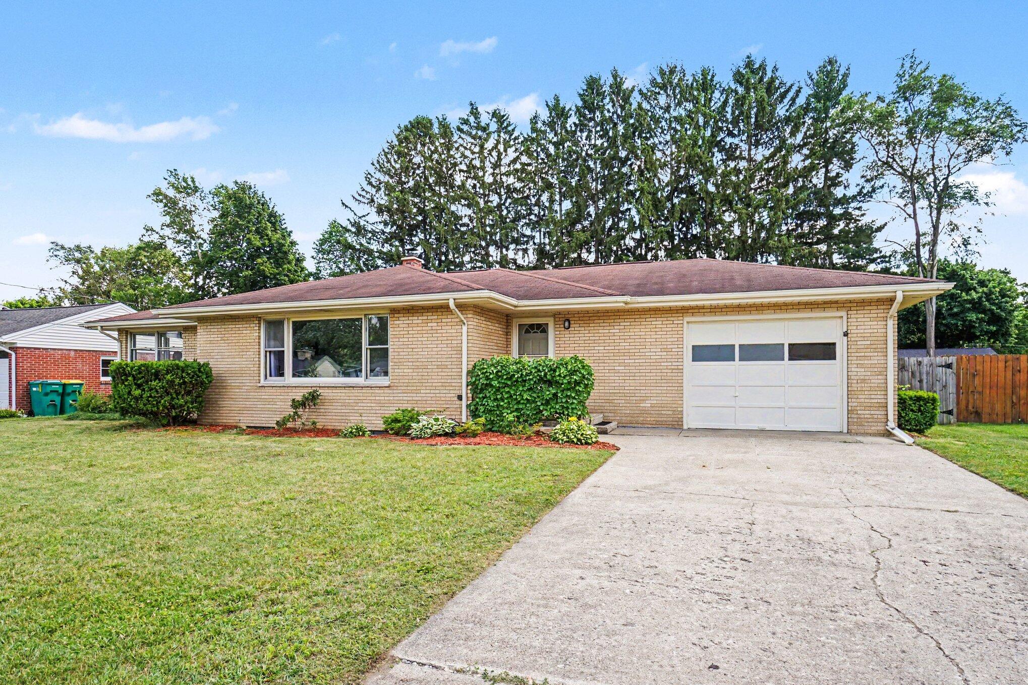 1328 Applecroft Avenue Portage MI 49002