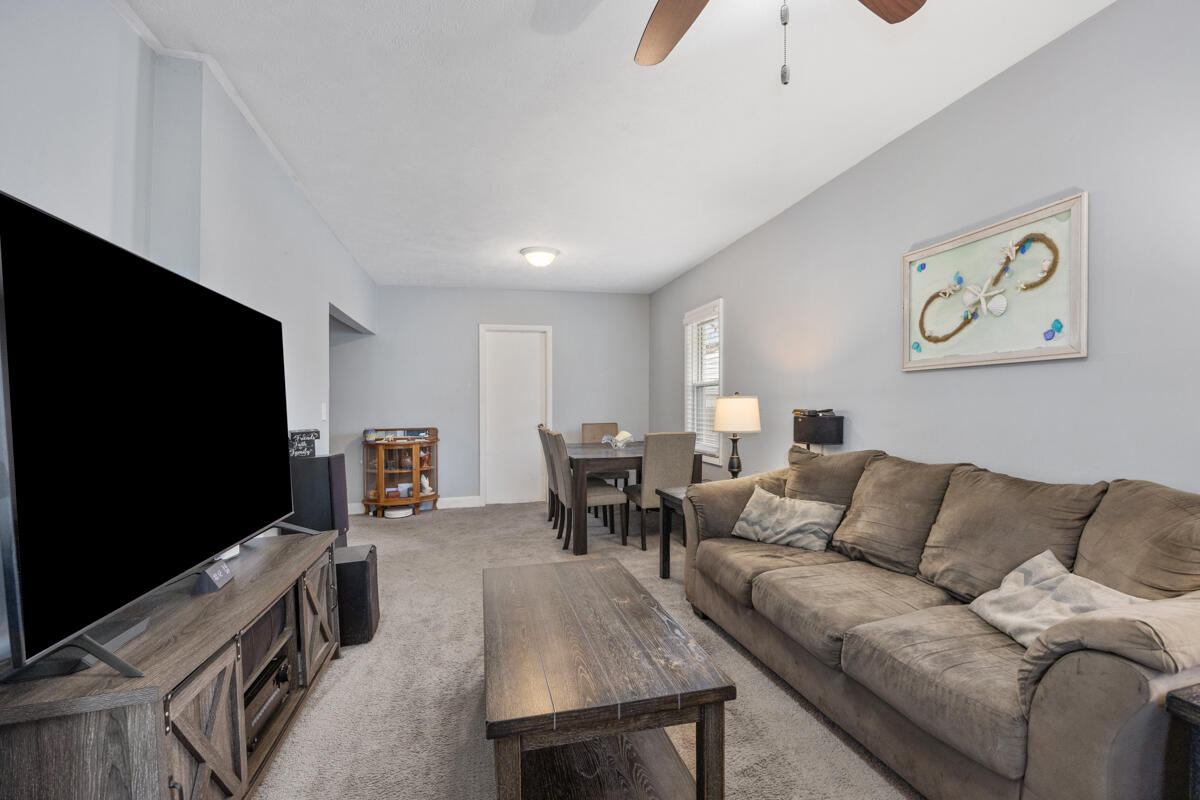 246 Holly Street Street SW Grand Rapids MI 49548