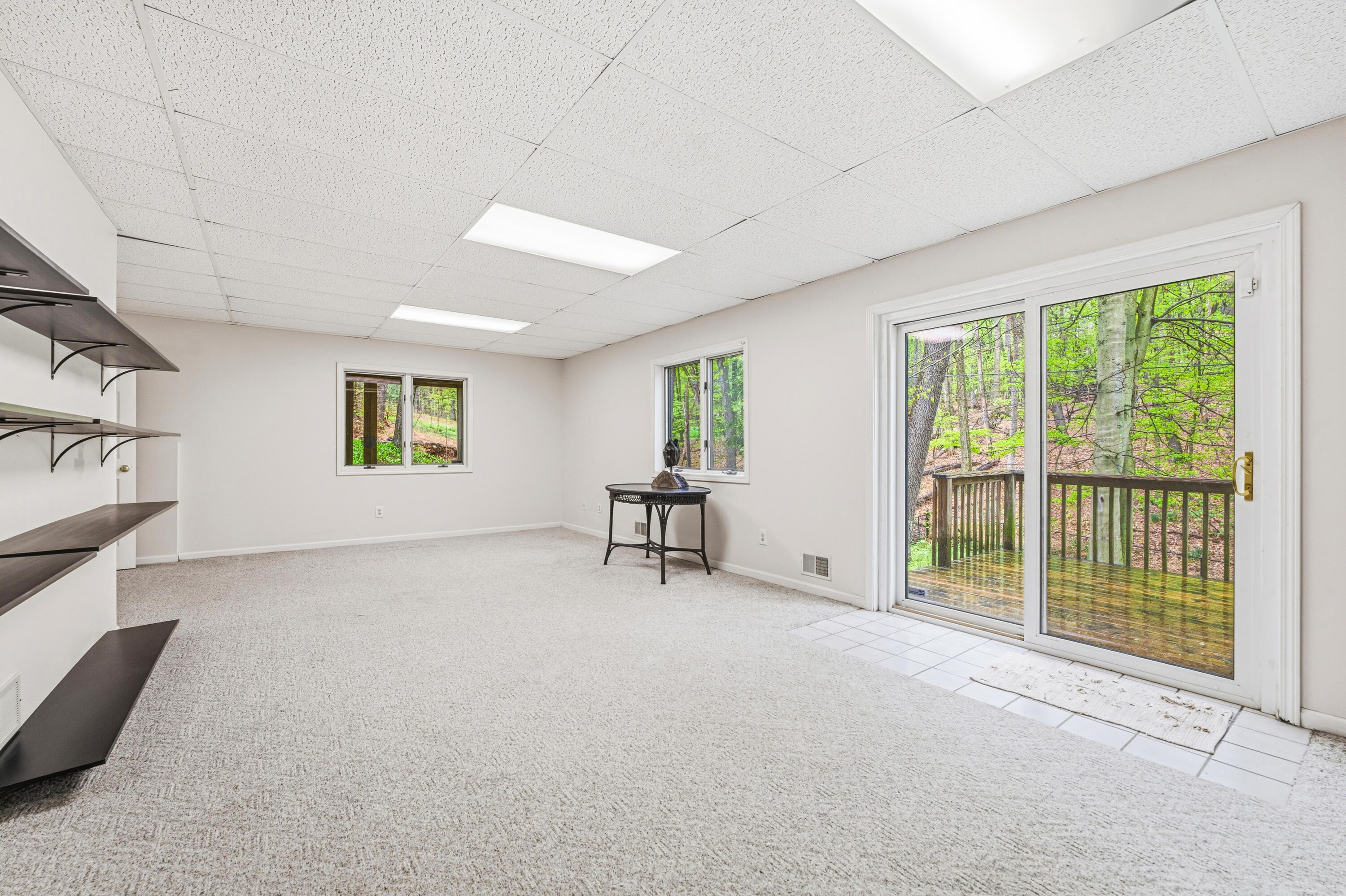 8933 W F Avenue Kalamazoo MI 49009