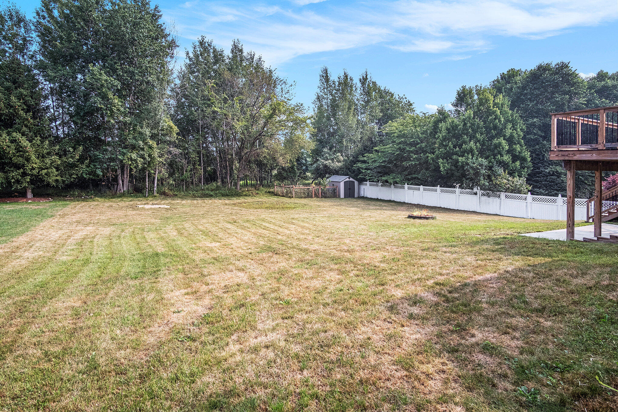 4139 Whirlwind Drive NE Rockford MI 49341