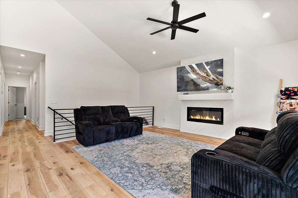 412 Sabine Drive Muskegon MI 49442