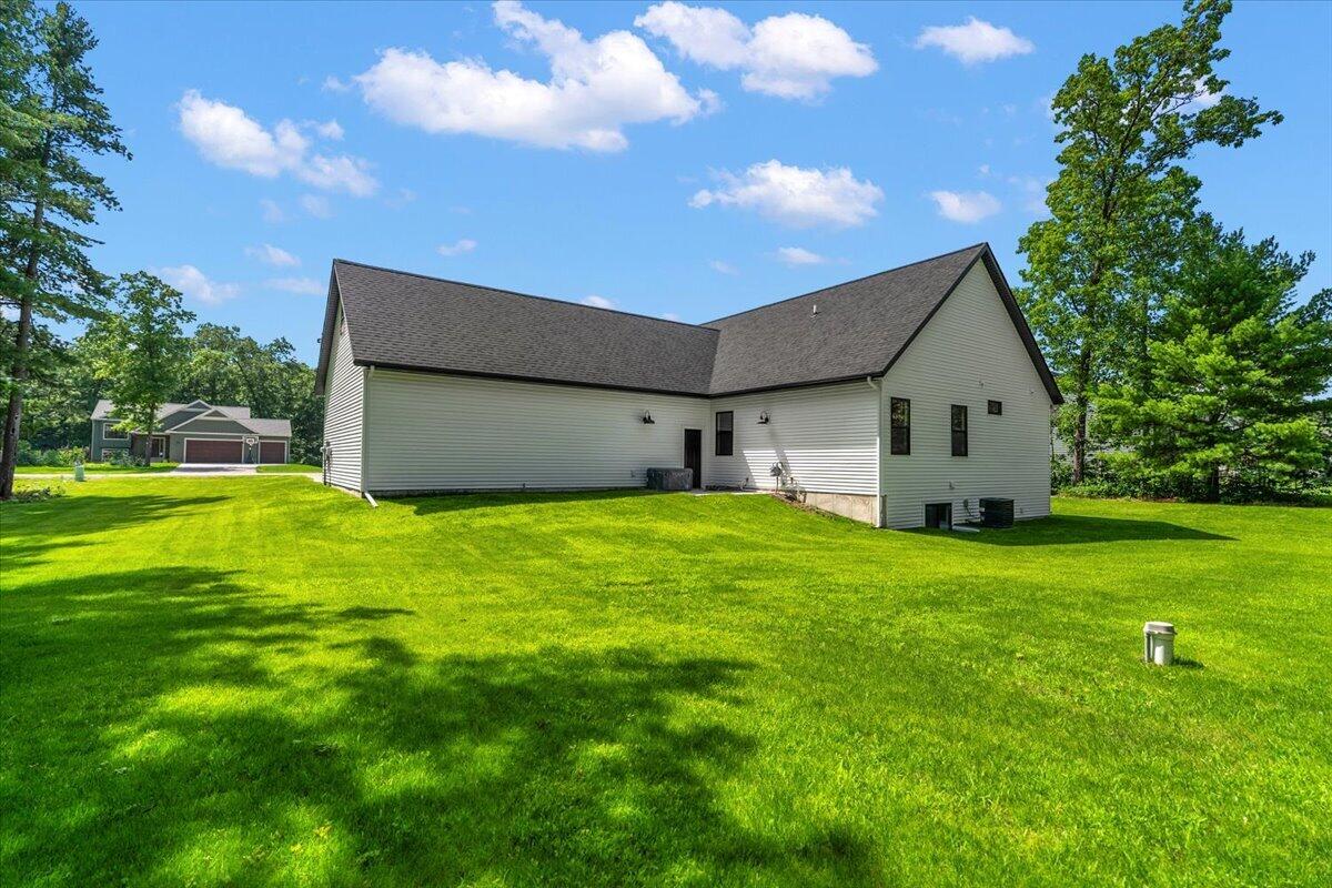 412 Sabine Drive Muskegon MI 49442