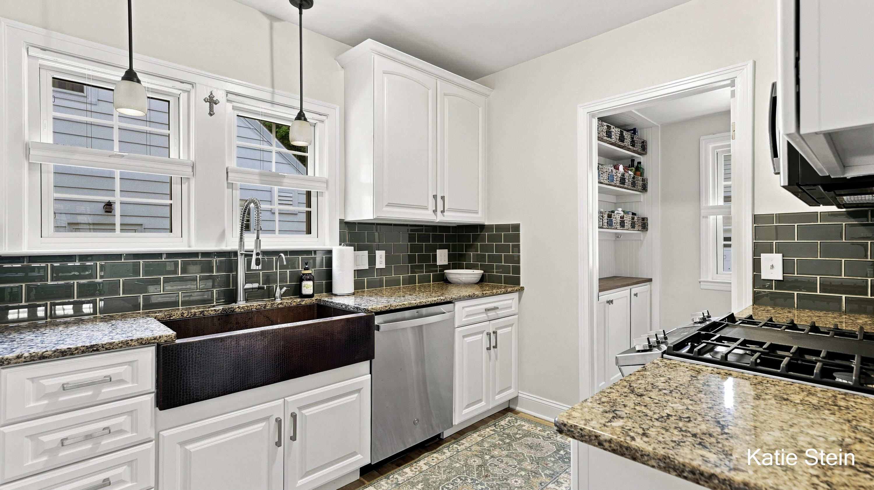 903 Orchard Avenue SE East Grand Rapids MI 49506