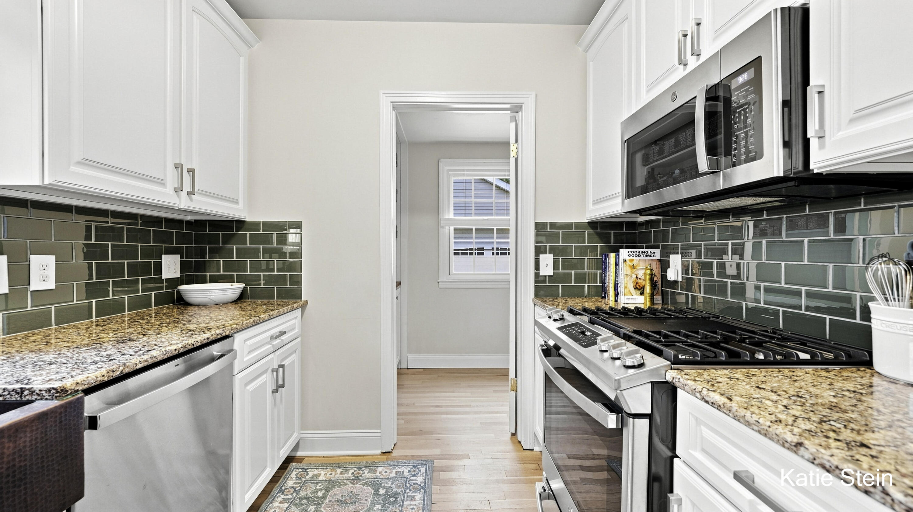 903 Orchard Avenue SE East Grand Rapids MI 49506