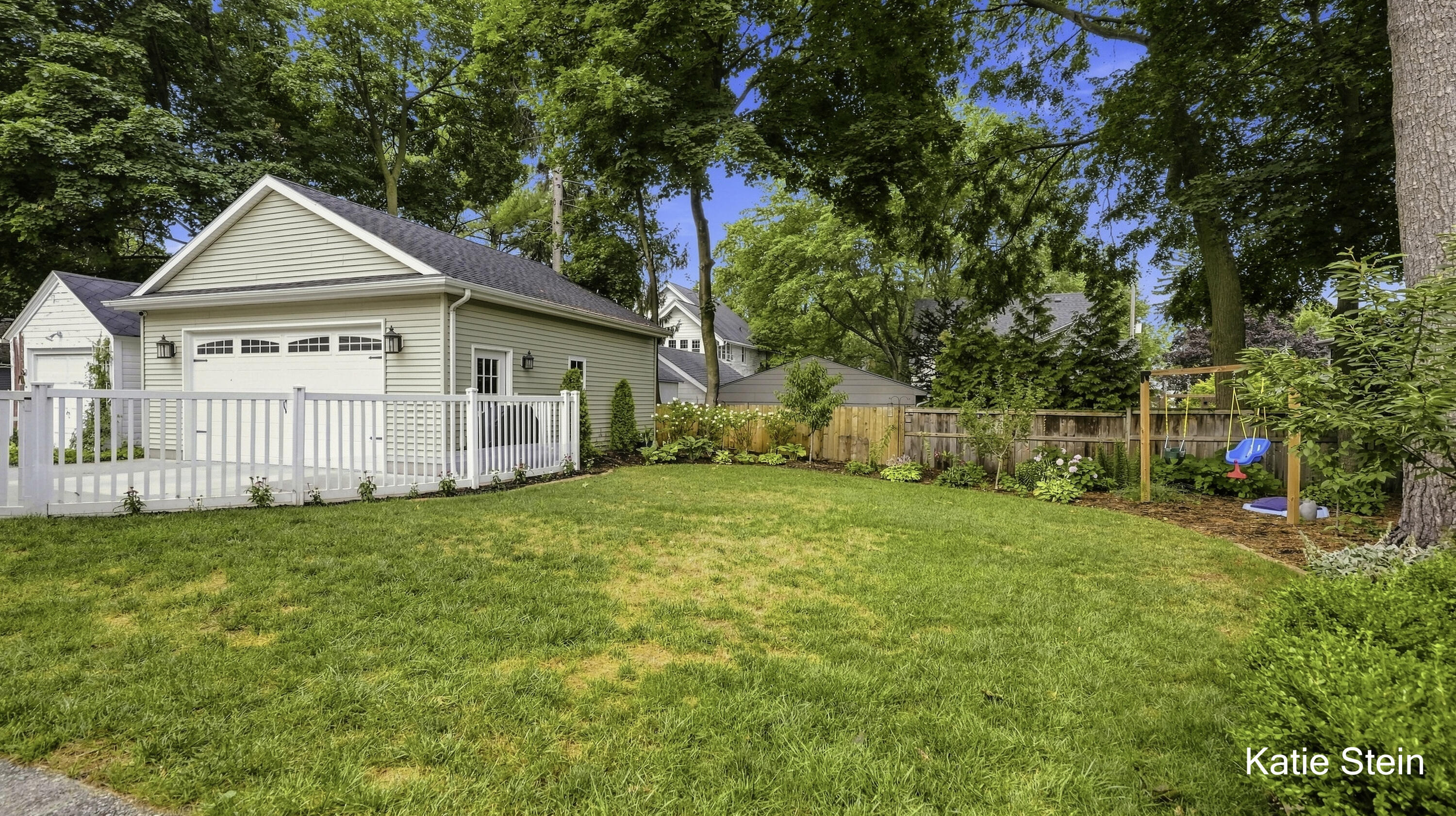 903 Orchard Avenue SE East Grand Rapids MI 49506