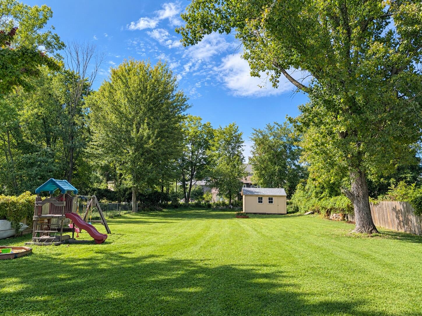 1321 Kinney Avenue NW Grand Rapids MI 49534