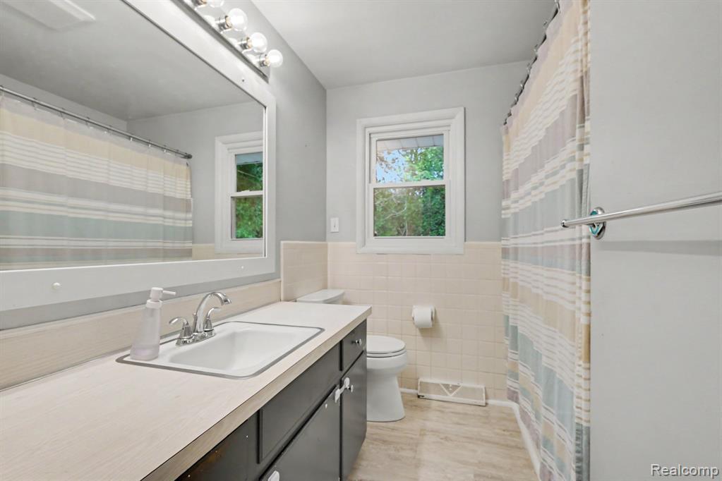 1139 Houseman Avenue NE Grand Rapids MI 49503