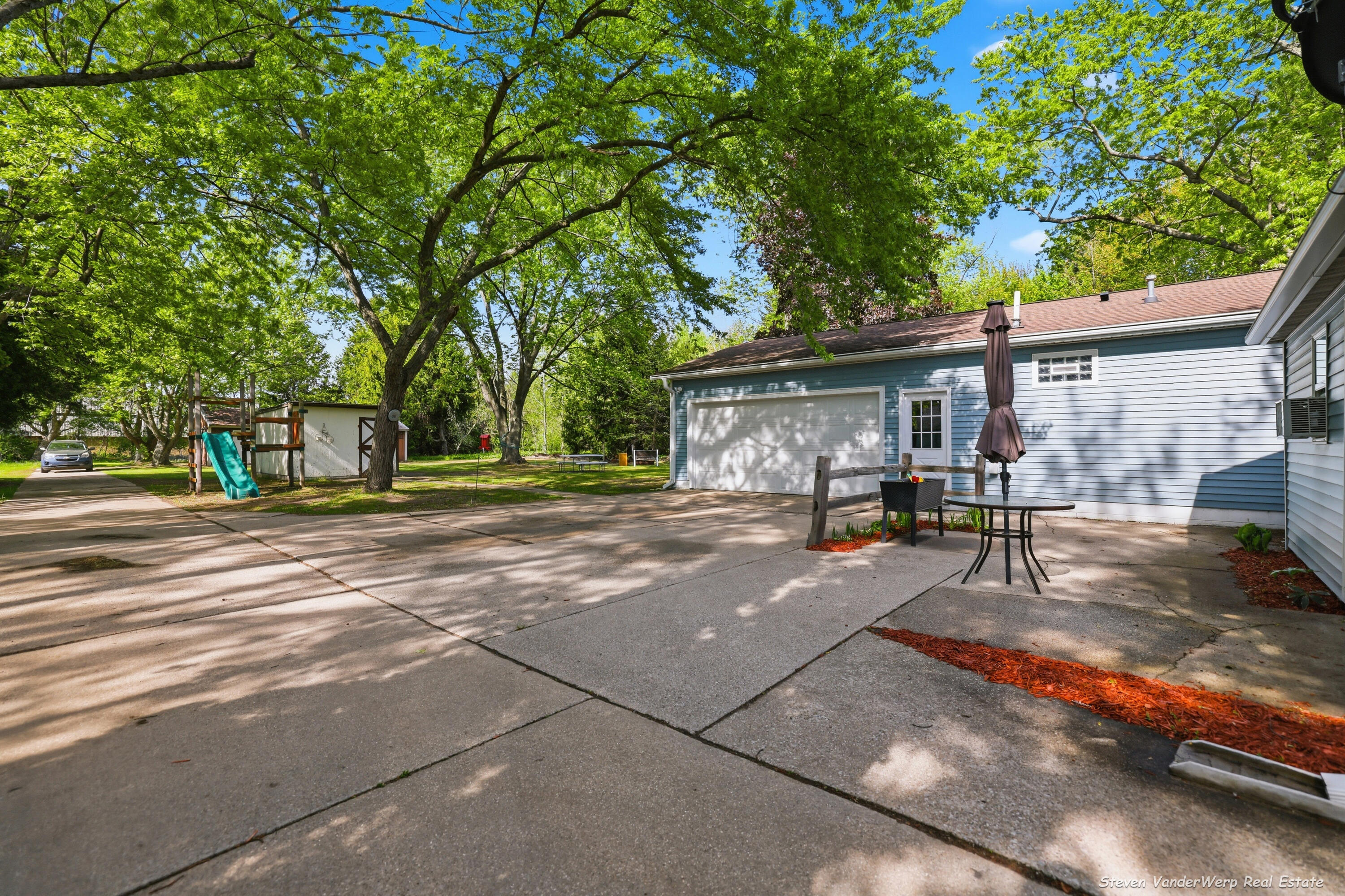 1170 E Pontaluna Road Norton Shores MI 49456