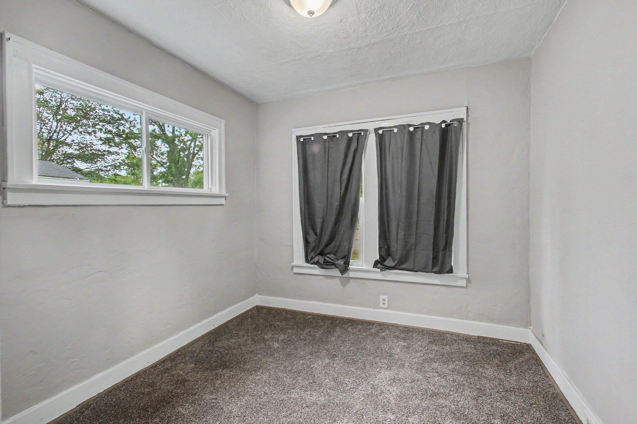 1156 Mc Alister Avenue Benton Harbor MI 49022
