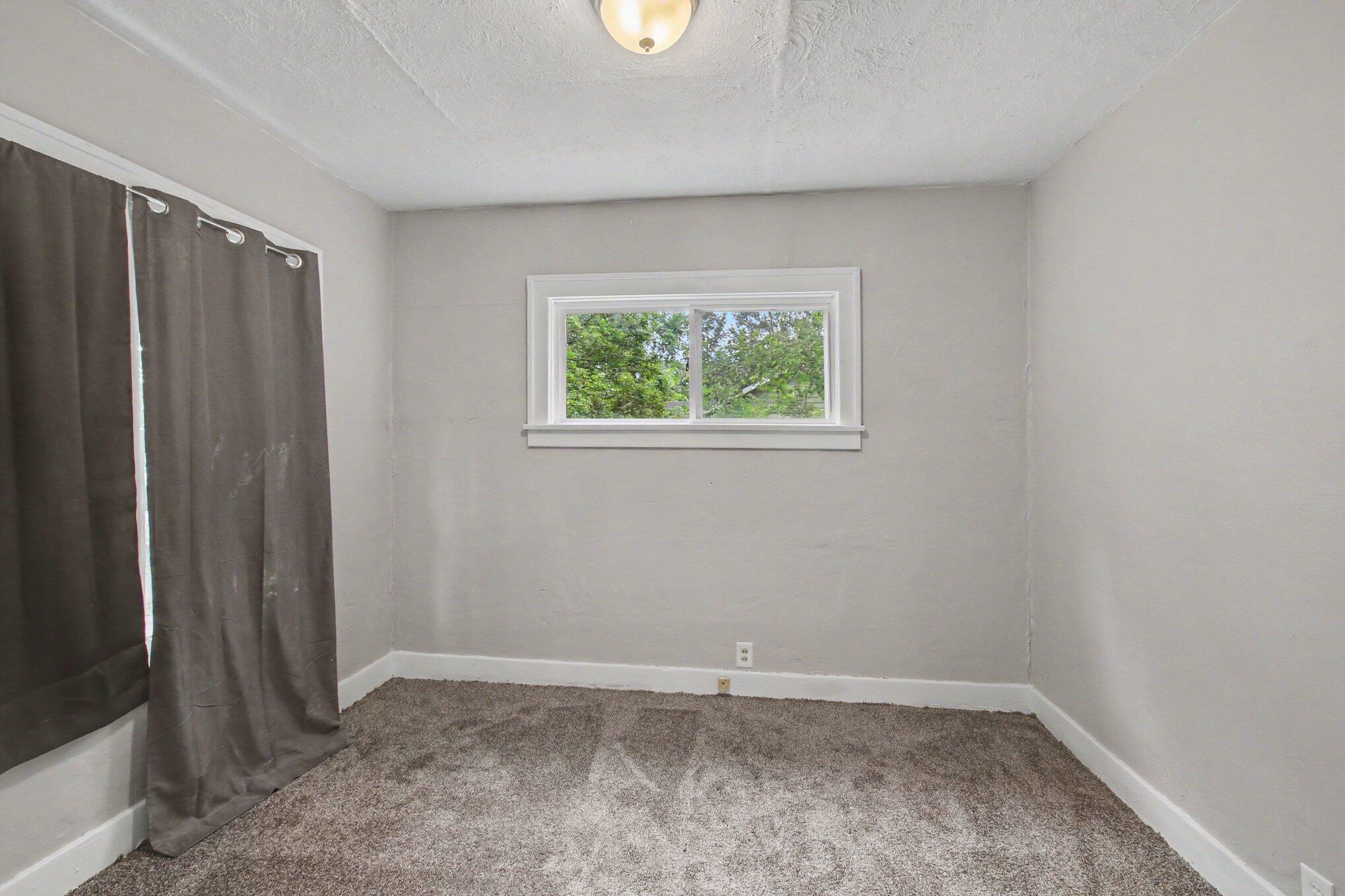 1156 Mc Alister Avenue Benton Harbor MI 49022